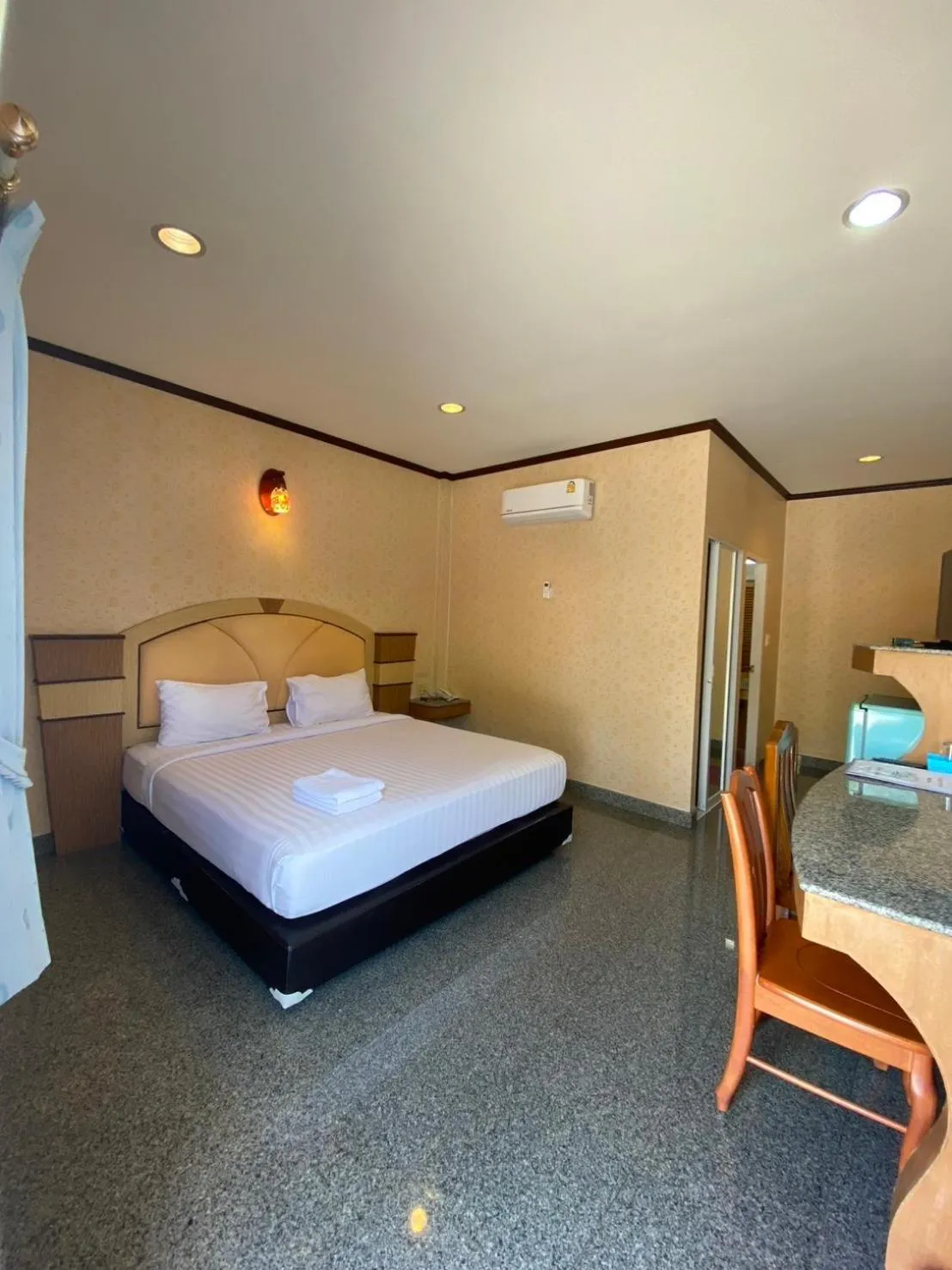Photo of the whole room, Bed in Soda Resort