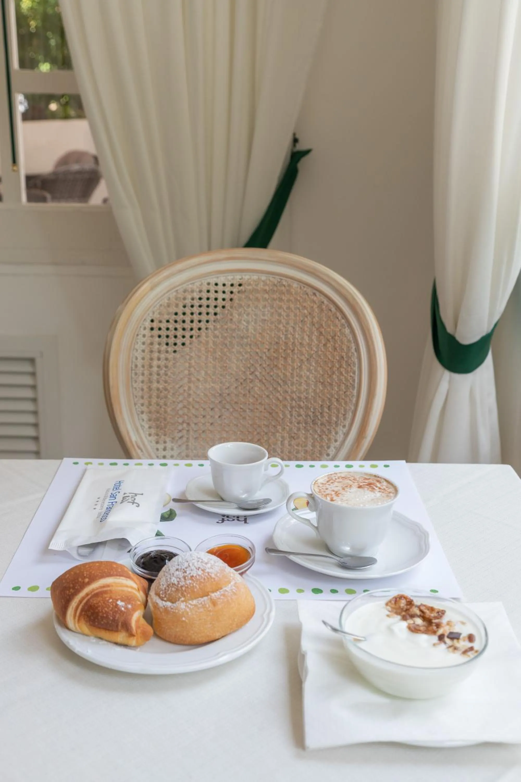 Breakfast in Hotel San Francesco