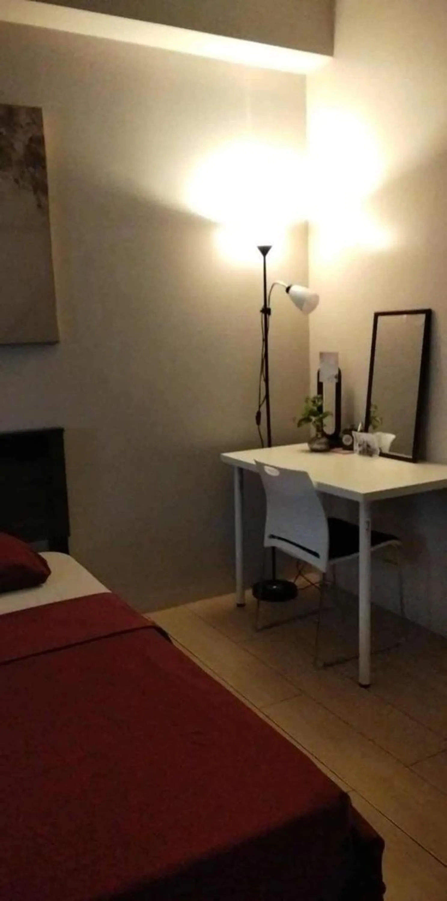 Bed in 81 Newport Boulevard across NAIA T3 Airport