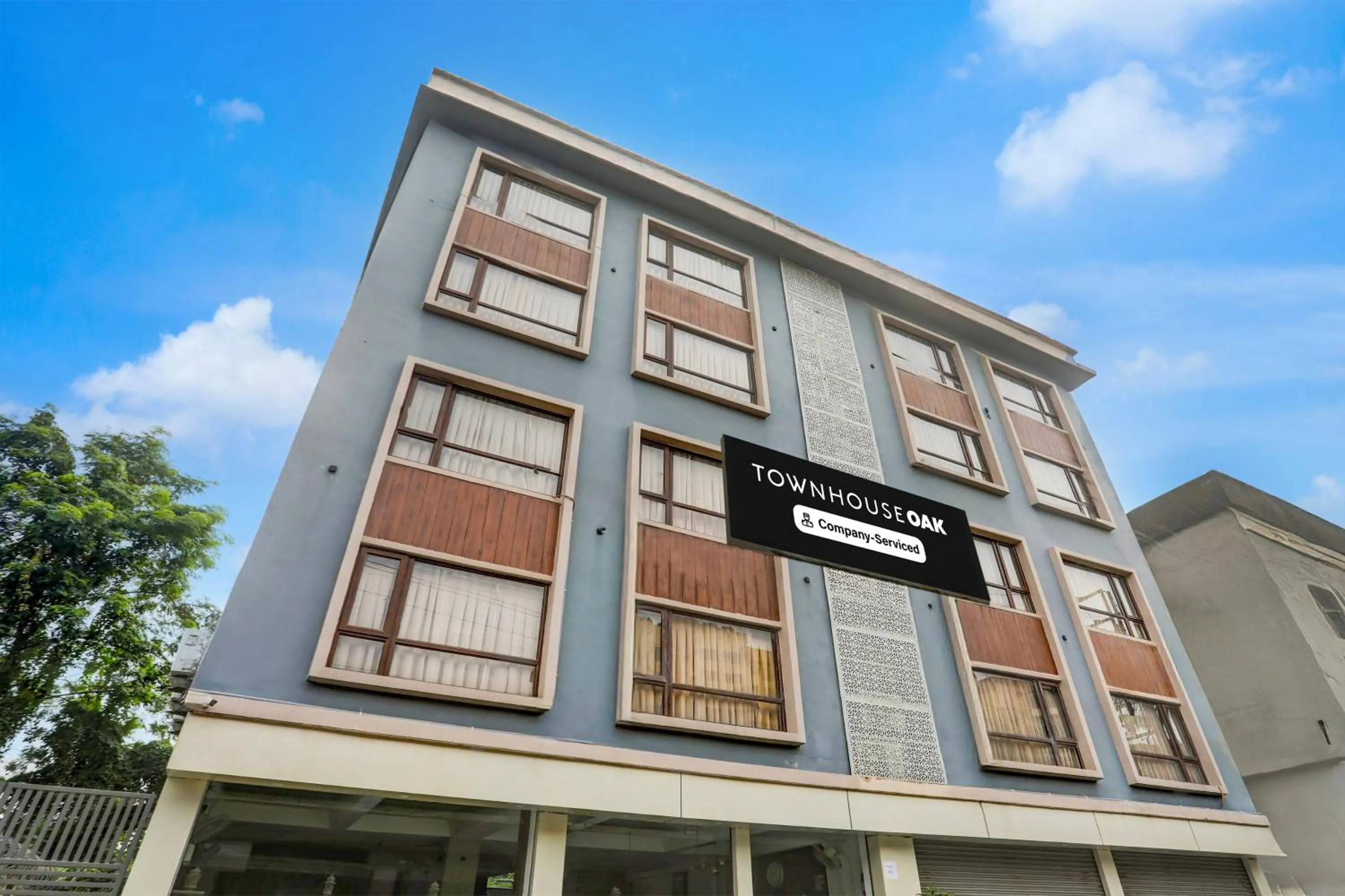Facade/entrance in Super Townhouse Oak Sevoke Road Siliguri