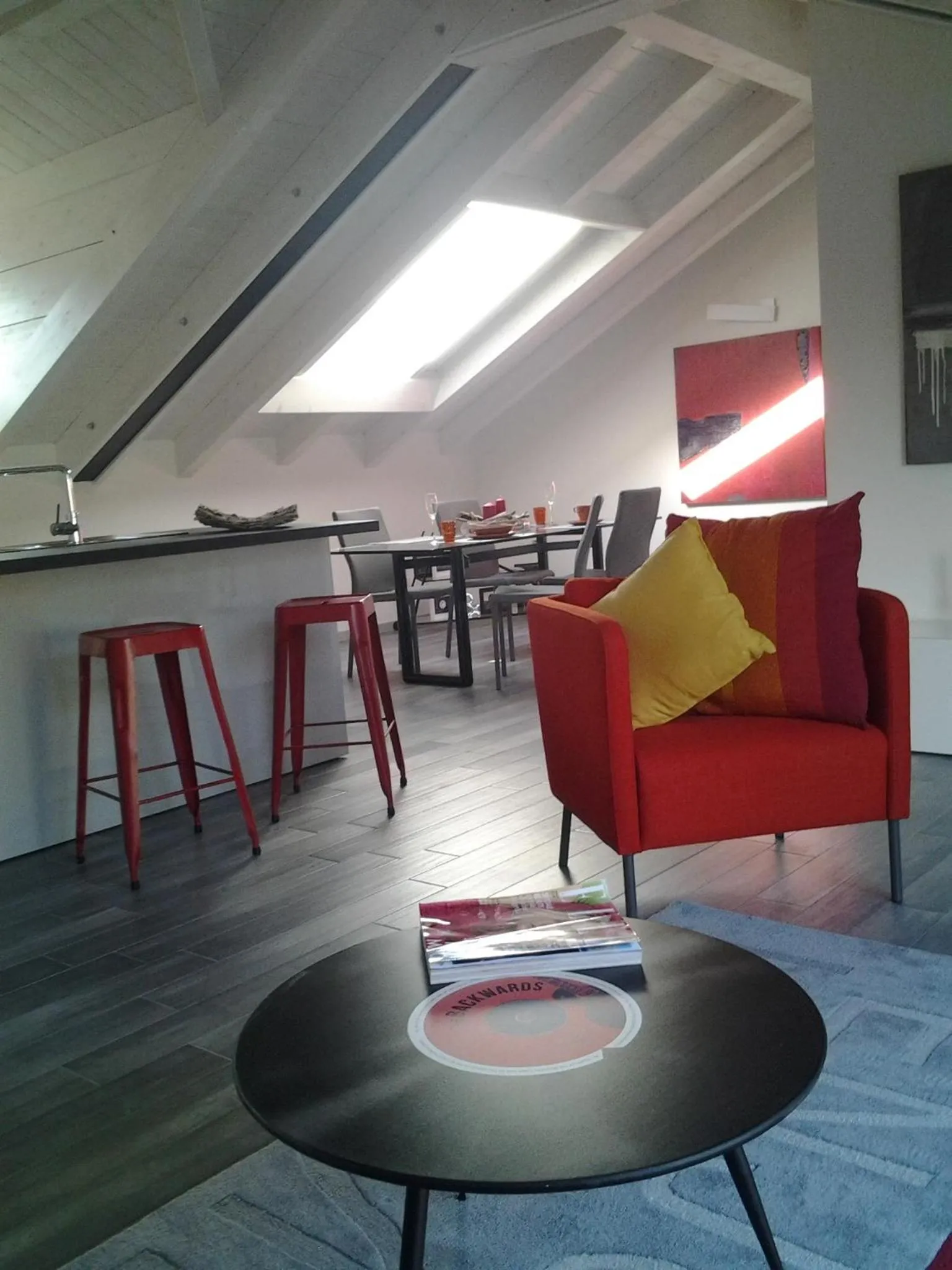 Dining area in Como Via Carcano 13