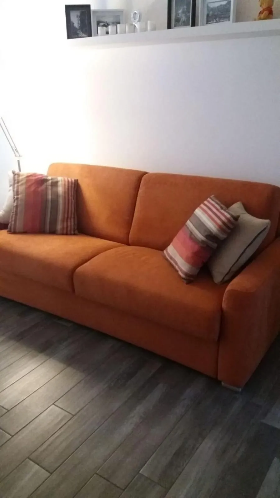 Living room in Como Via Carcano 13