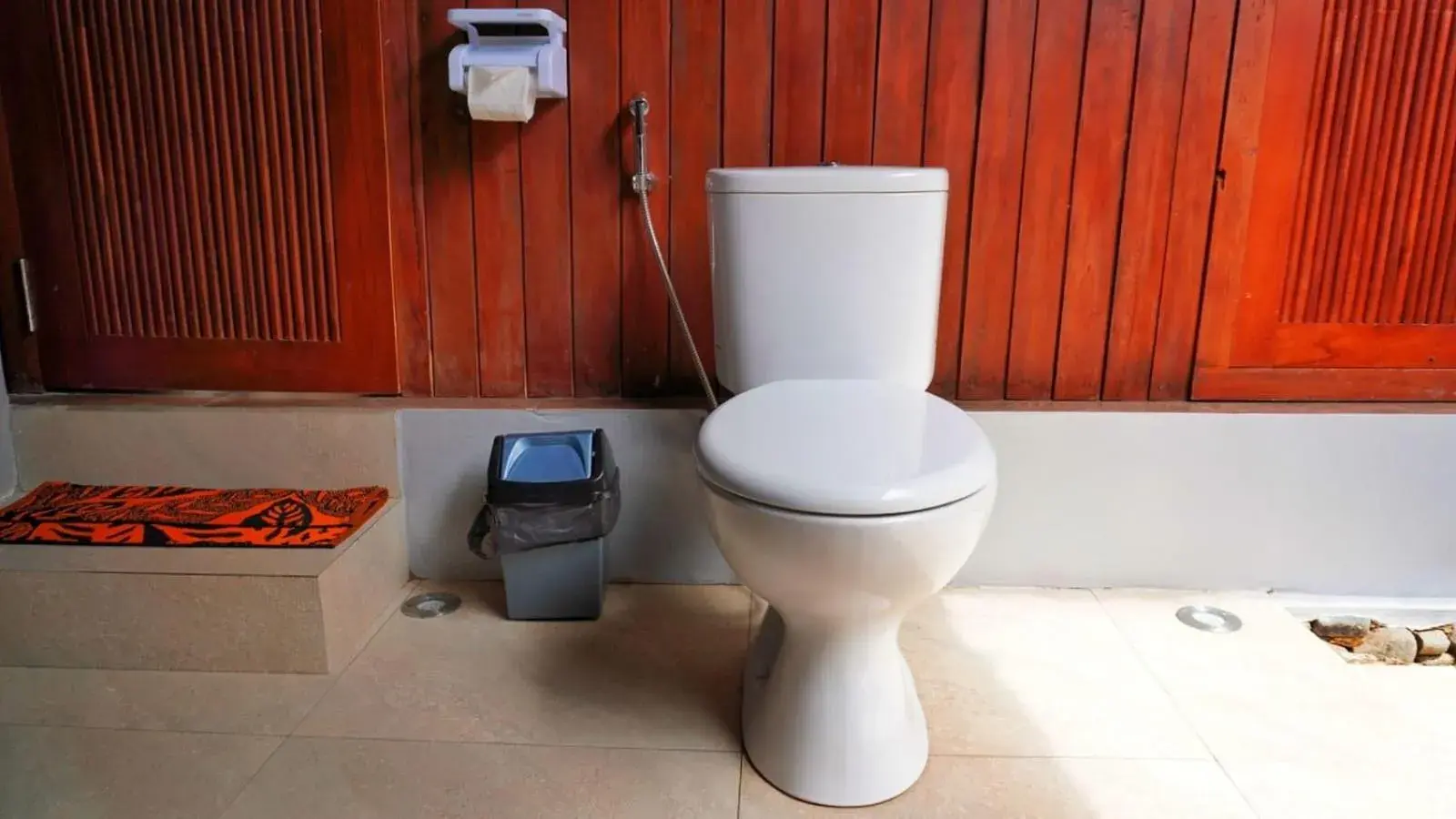 Bathroom in Golo Pada Villa Labuan Bajo by ABM Bathroom in Golo Pada Villa Labuan Bajo by ABM