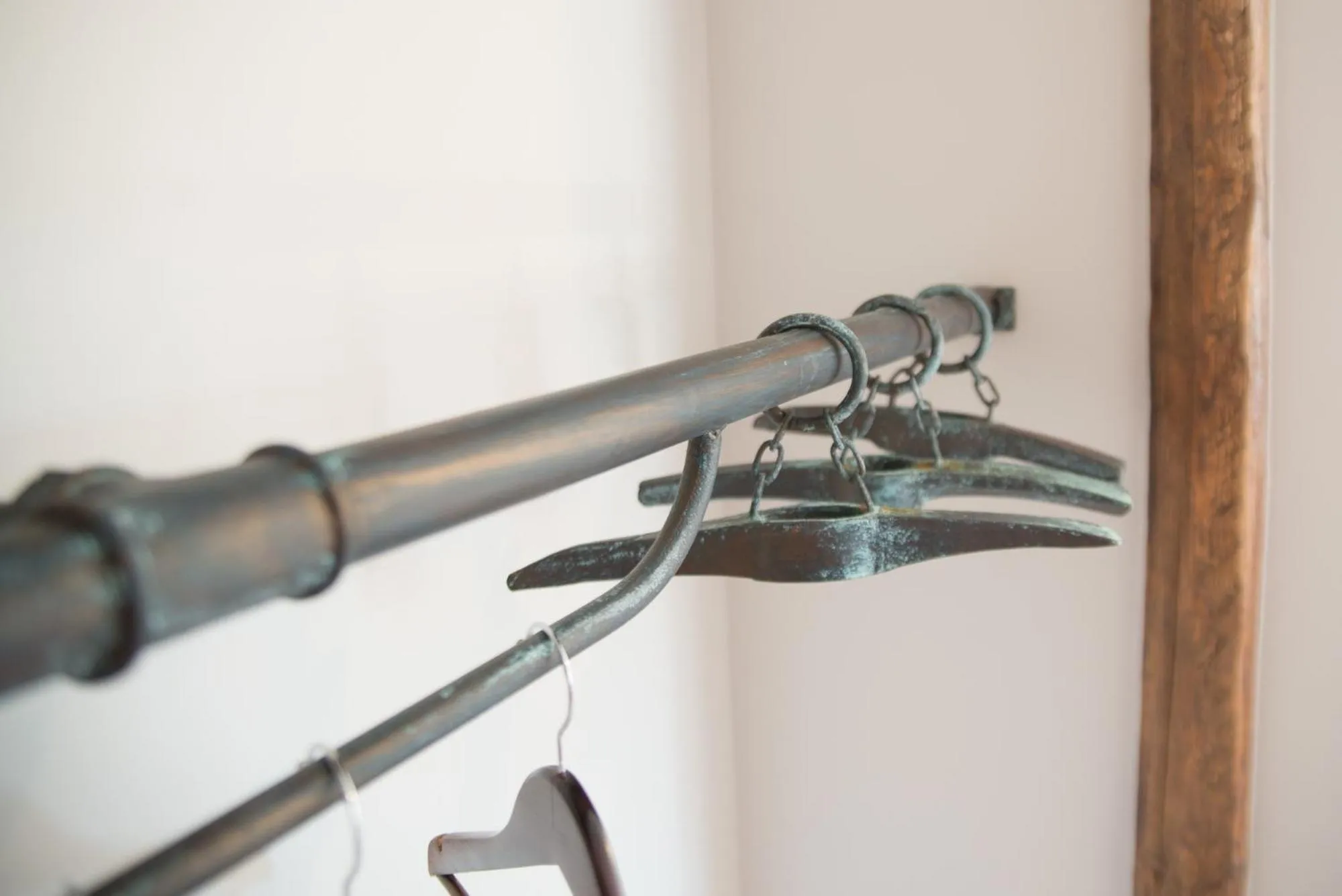 Decorative detail in L’Été en Novembre