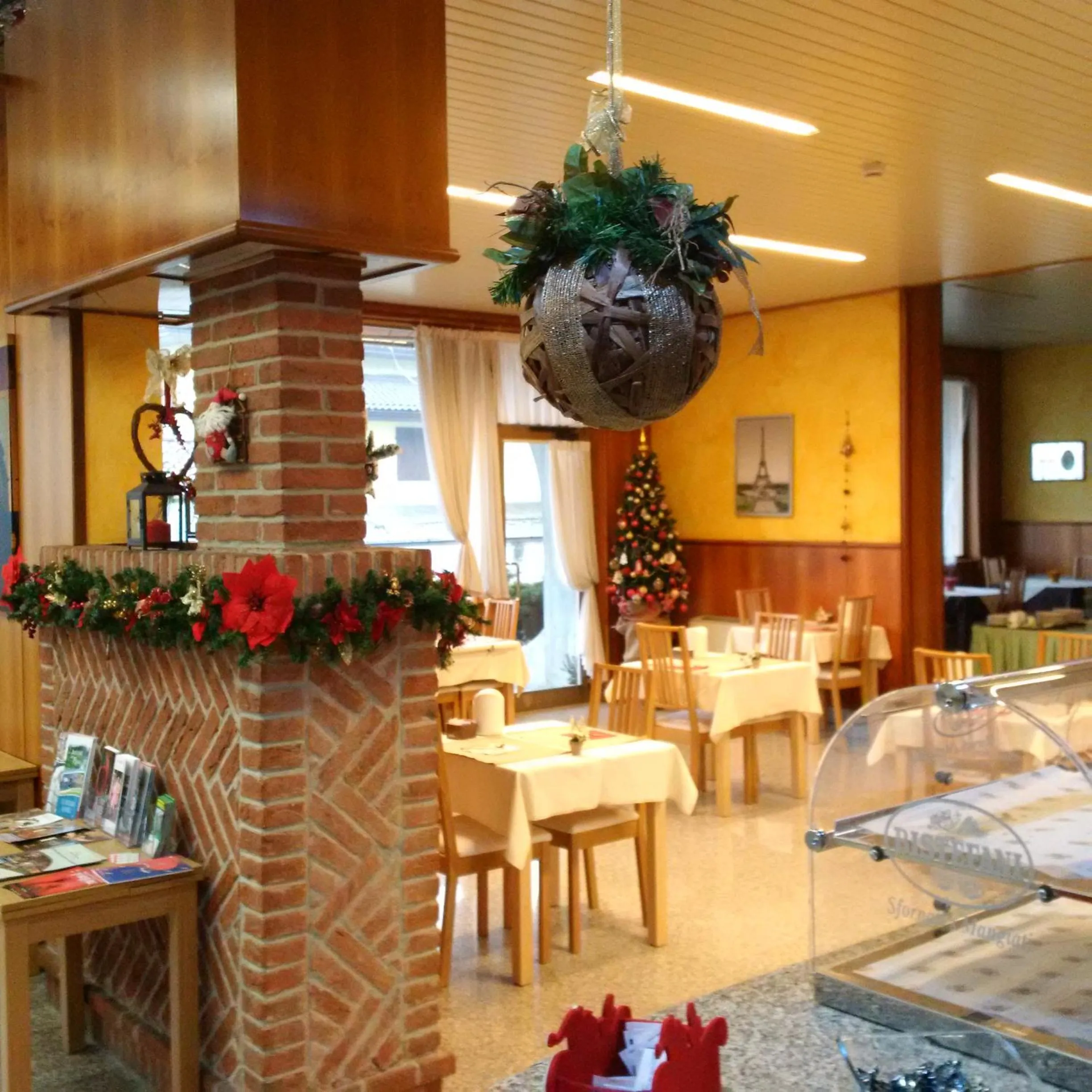 Lounge or bar in Hotel Route 9