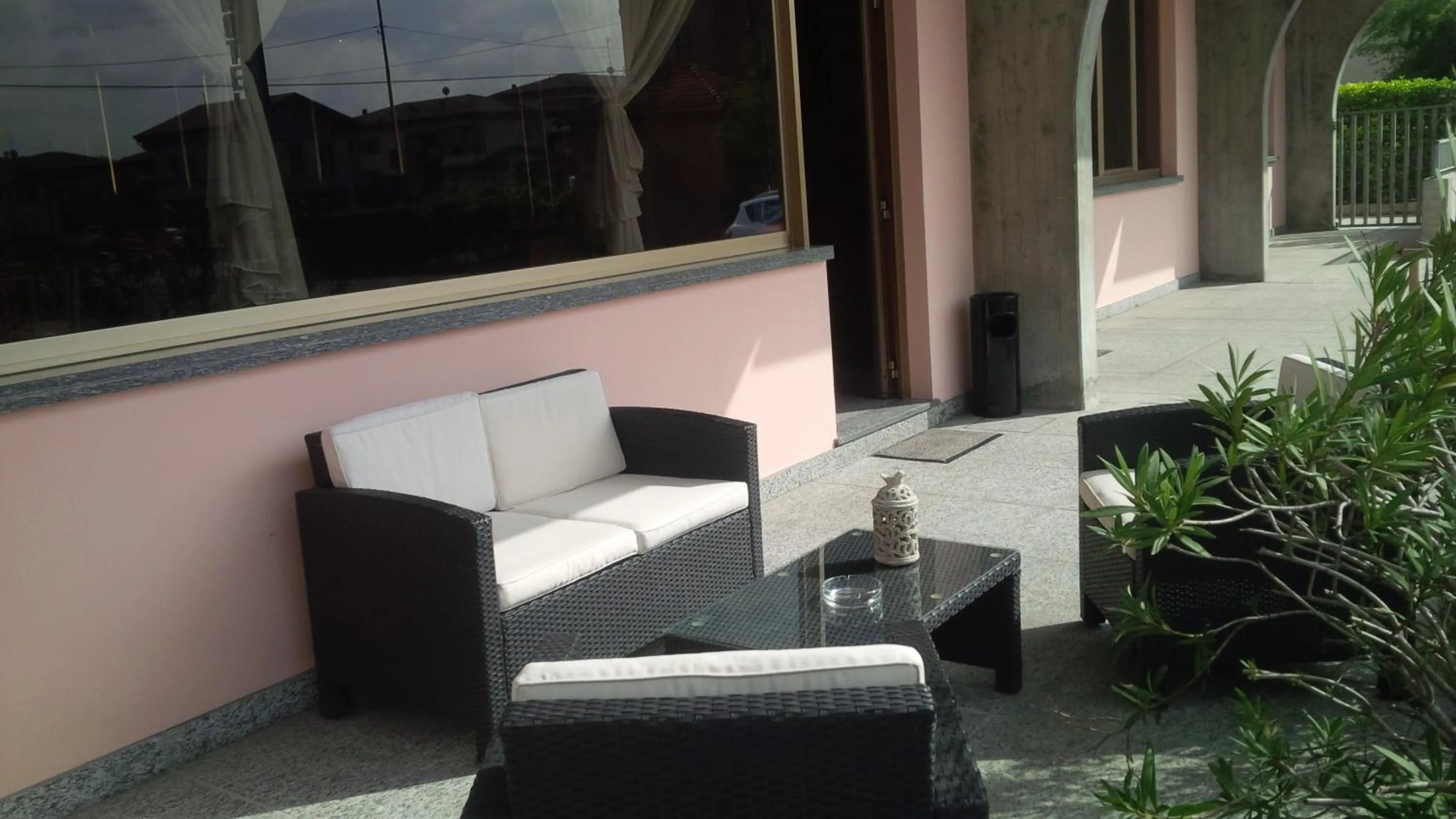 Property building in Hotel Route 9