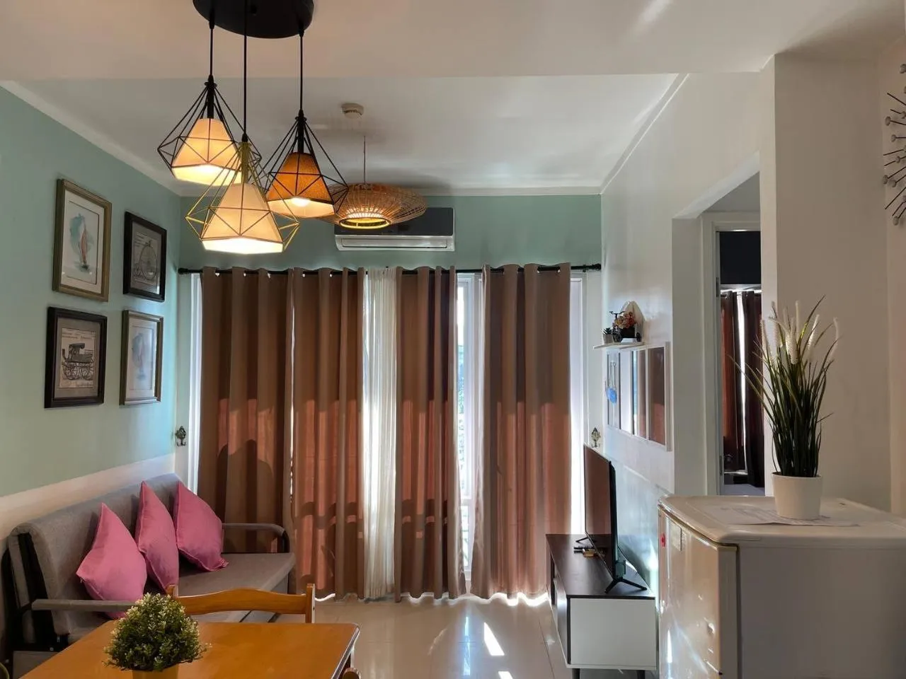 Premiere Haven MOA Staycation