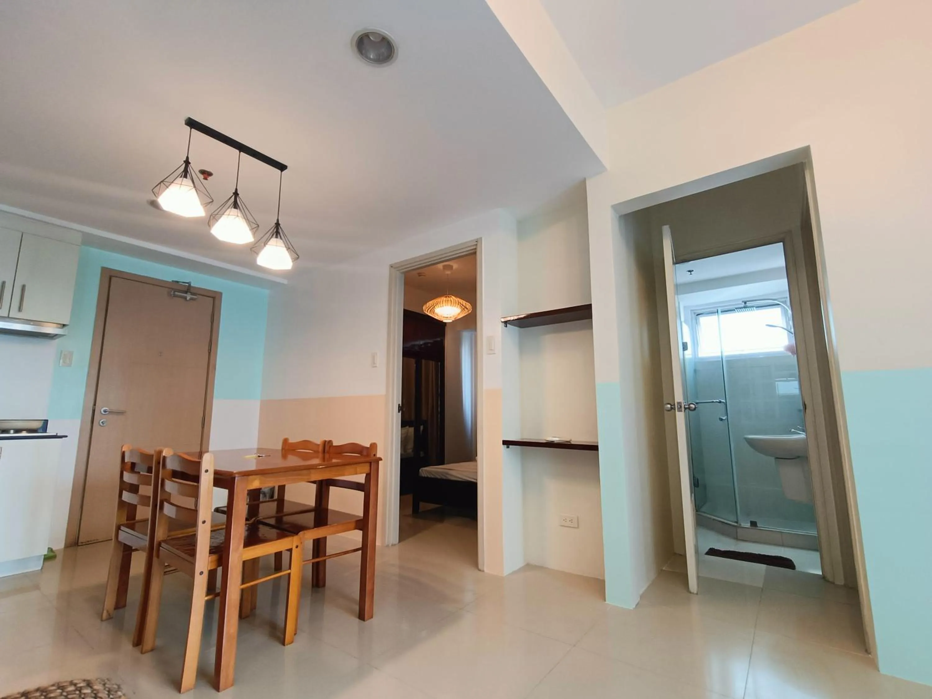 Premiere Haven MOA Staycation