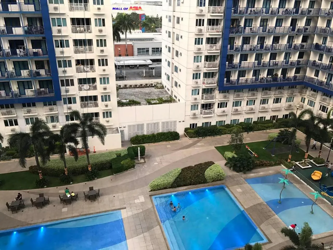 Premiere Haven MOA Staycation