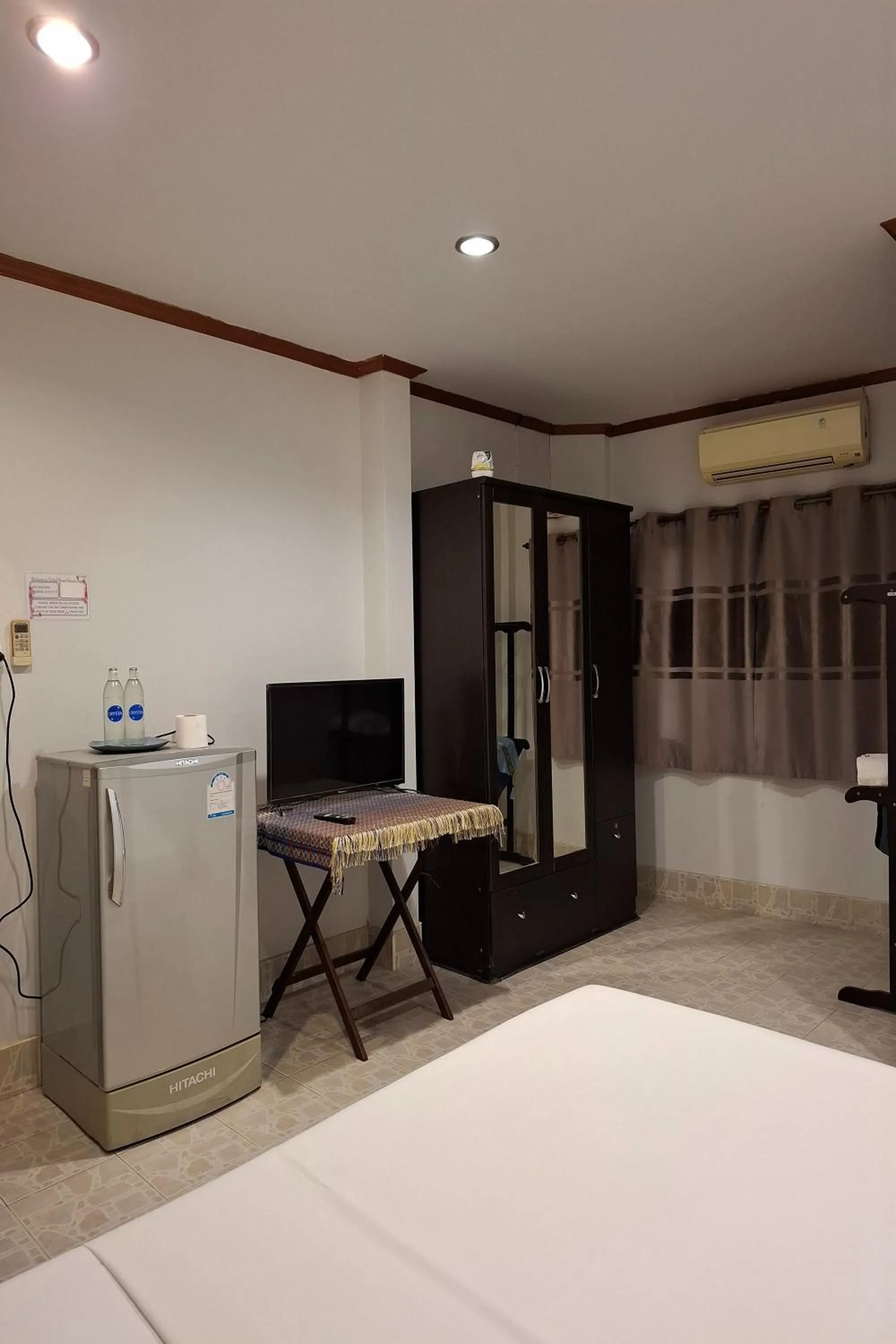 Bedroom, Bed in Kamala Orchid Guesthouse