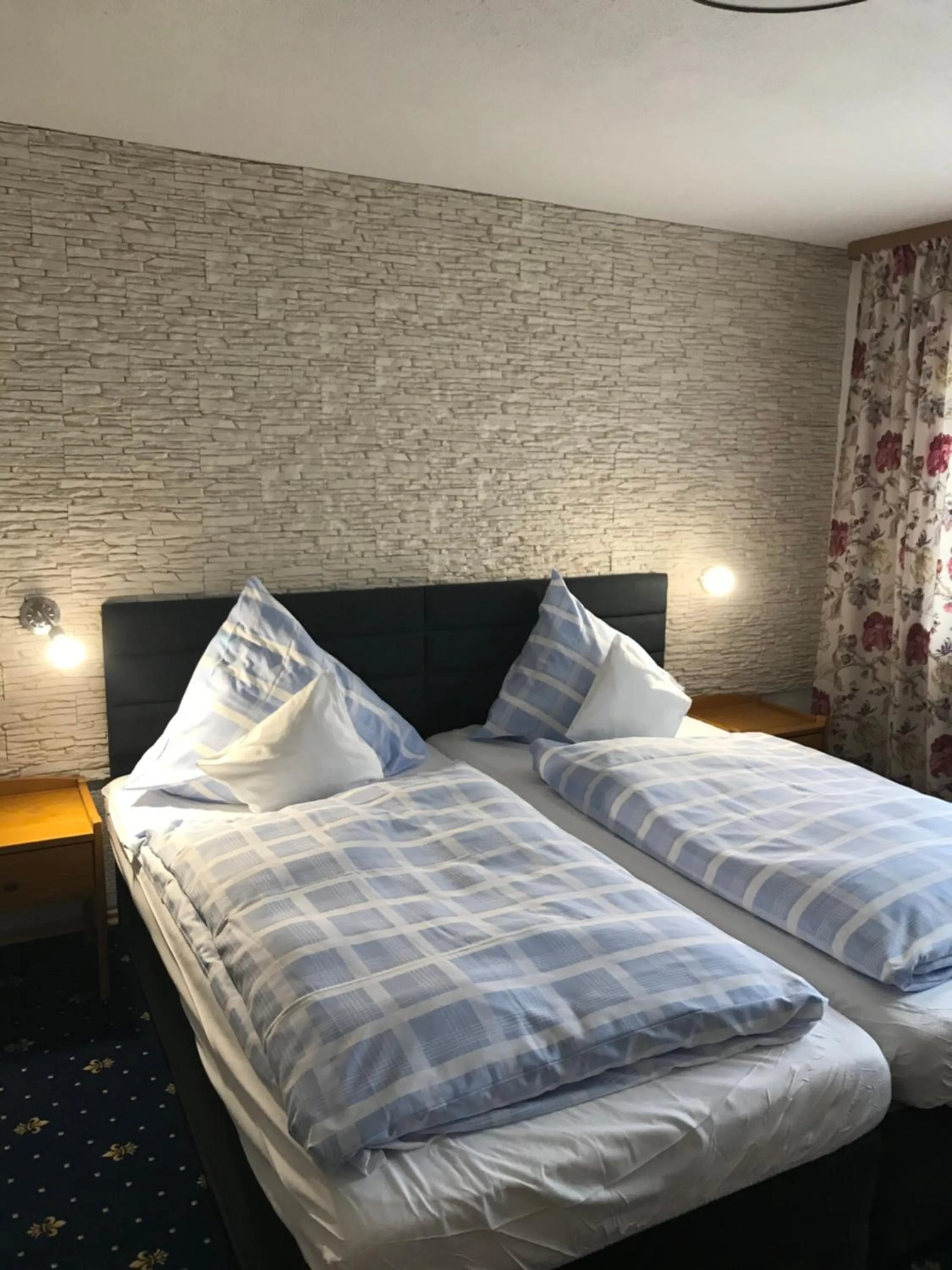 Bed in Hotel Tannenhof