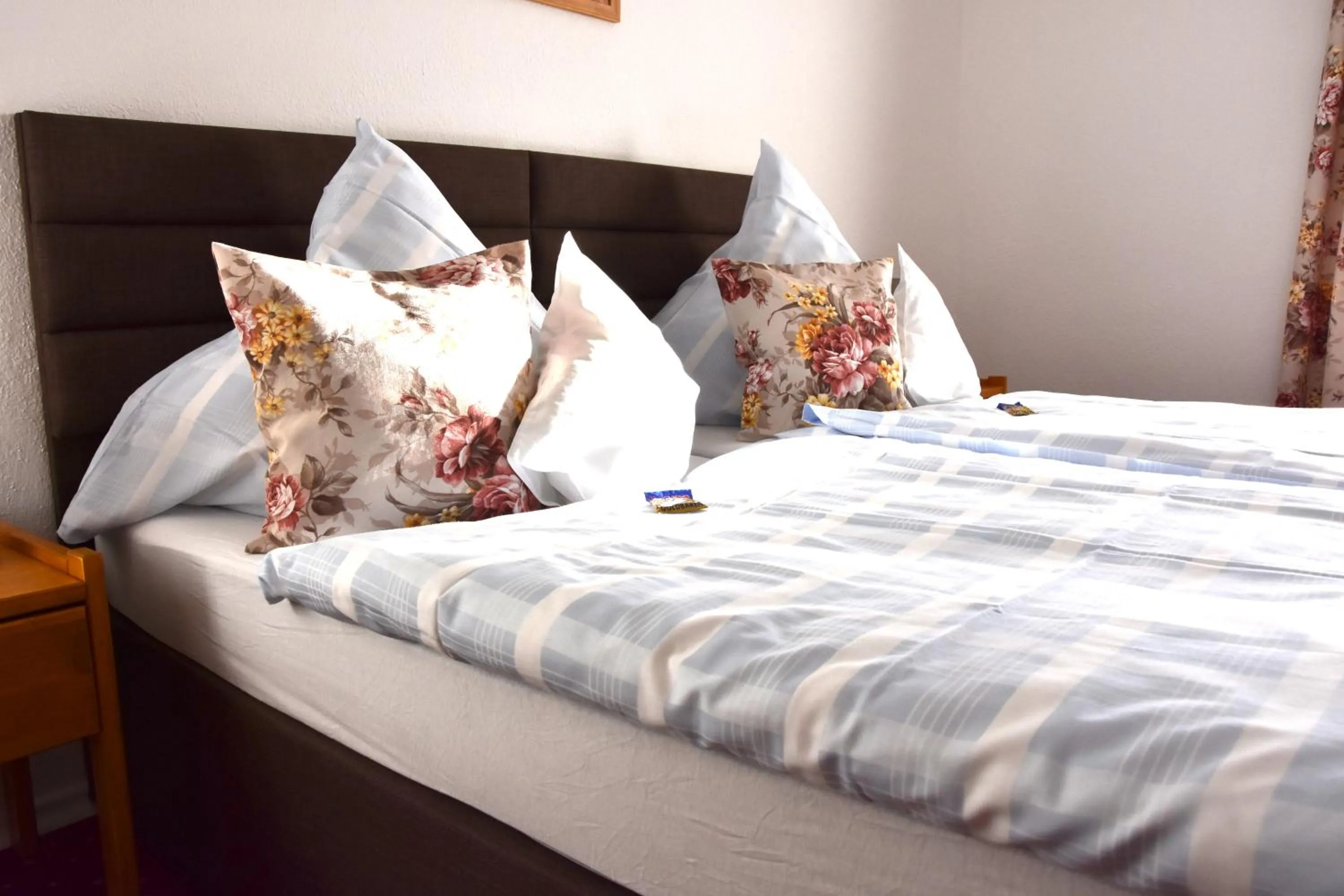 Bedroom, Bed in Hotel Tannenhof