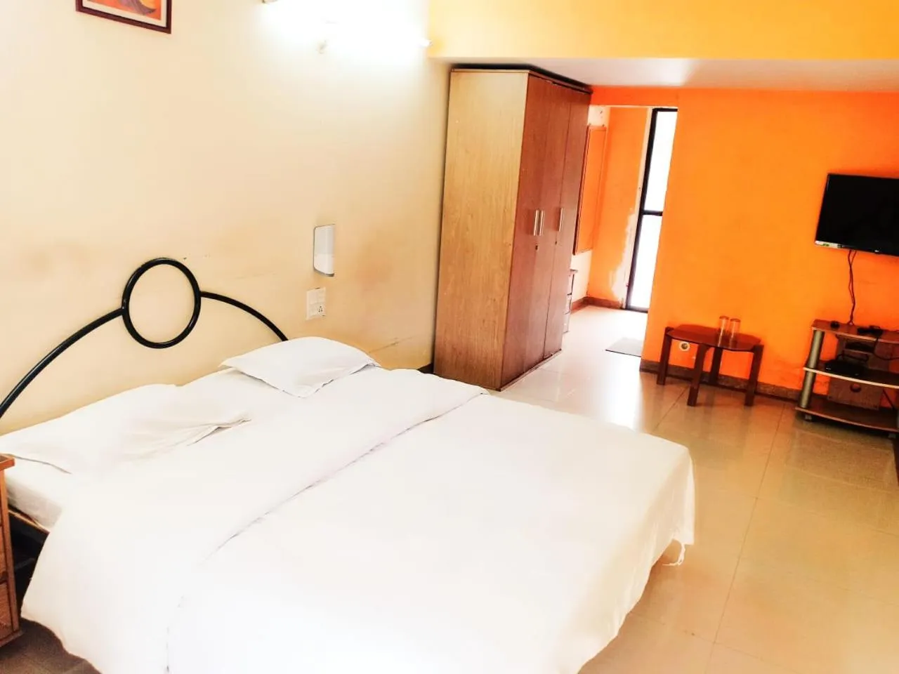 Bedroom, Bed in Royale Heritage