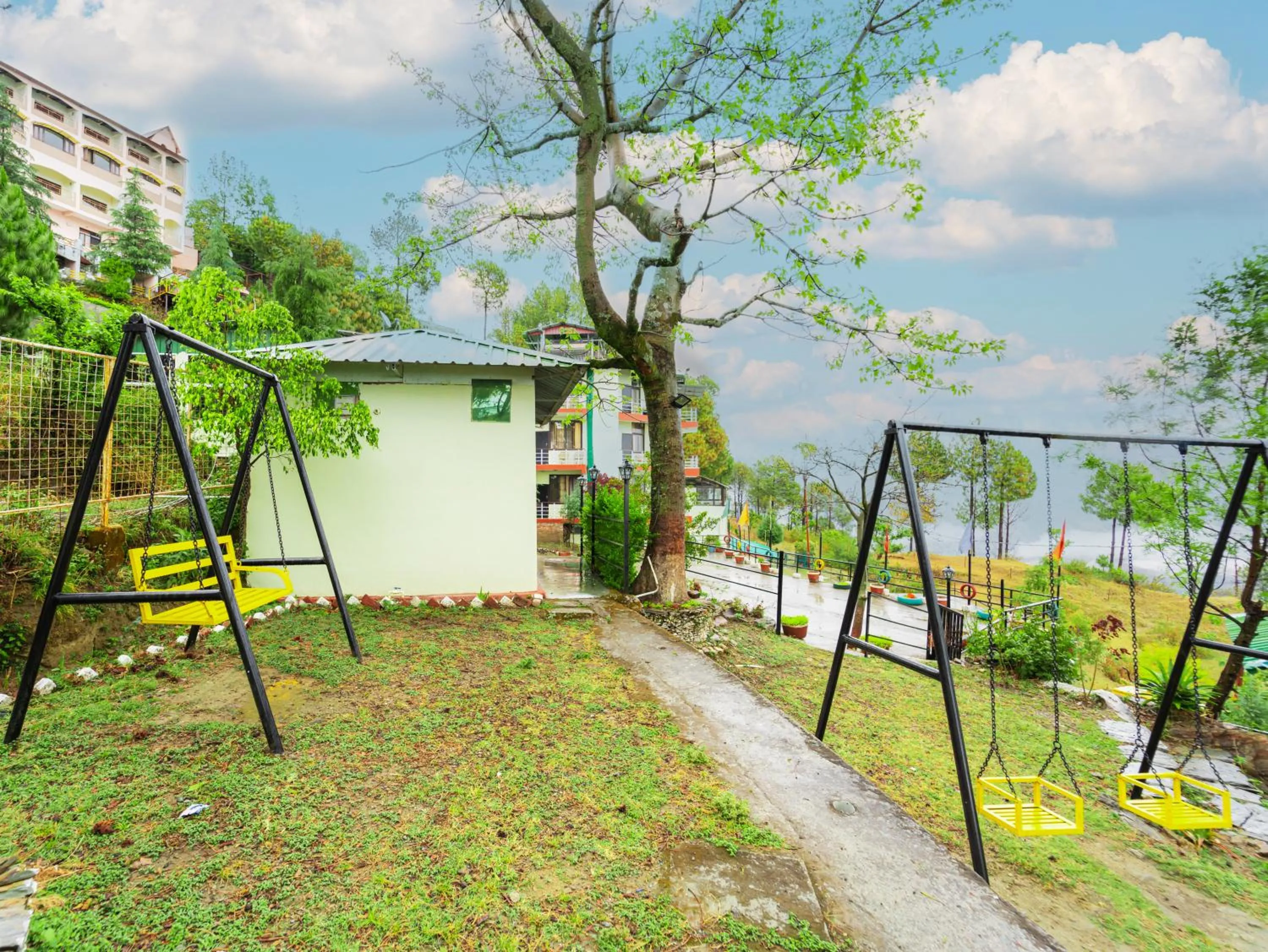 Flutter Hotels & Resort