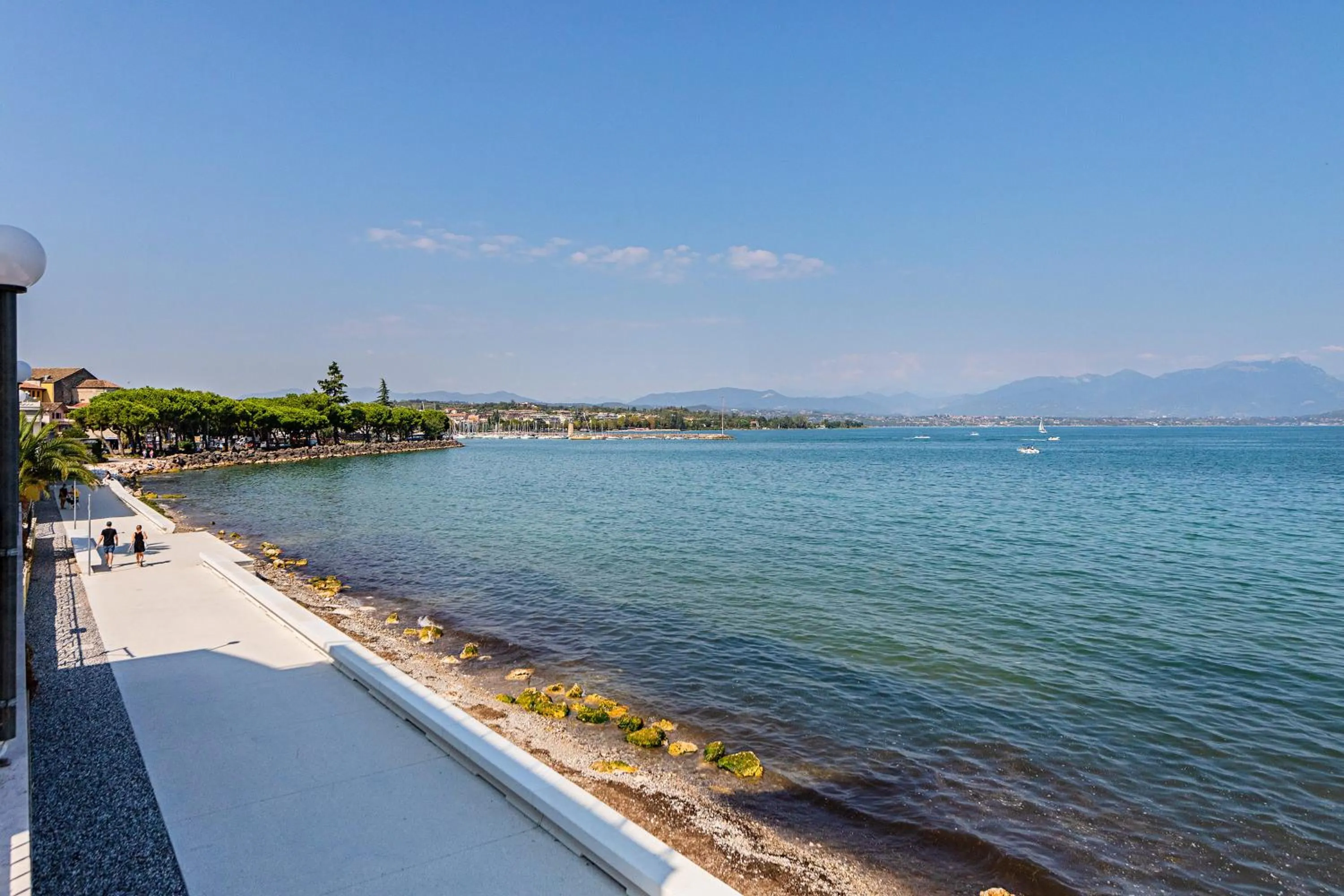 Natural landscape in Residenza Miralago by Wonderful Italy