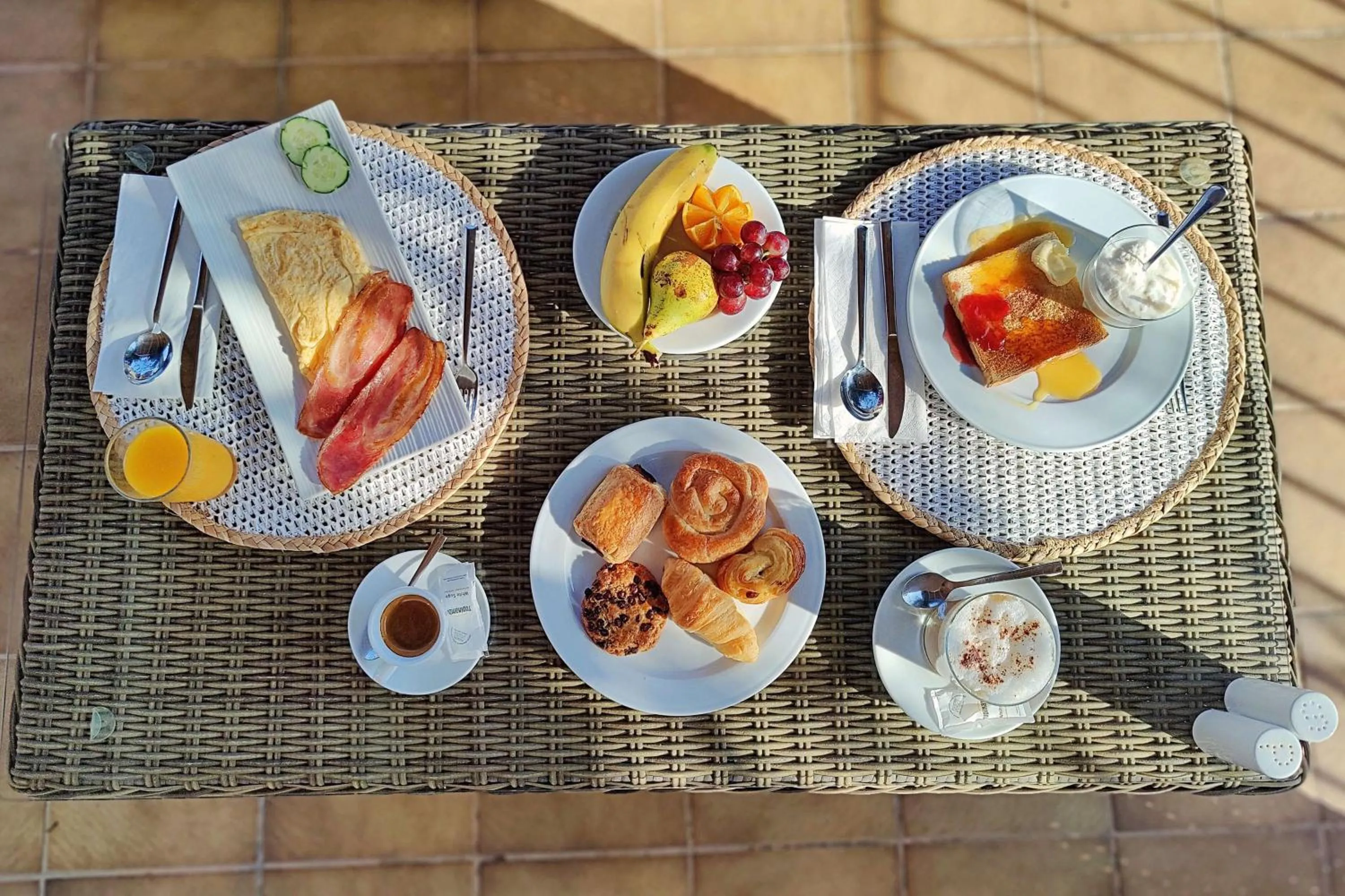 Food and drinks in Boutique Hotel Oriola