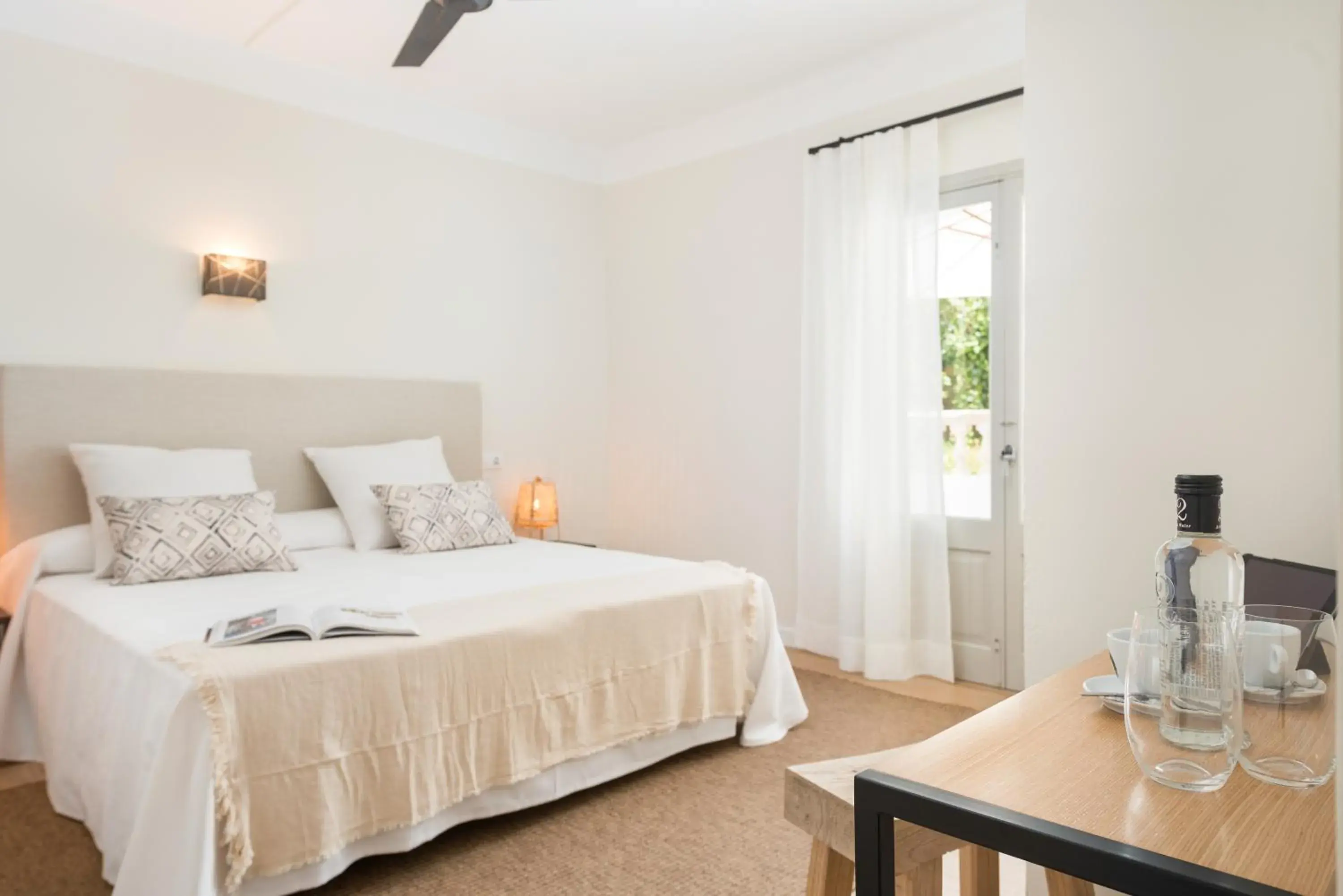 Twin Room with Terrace in Boutique Hotel Oriola Twin Room with Terrace in Boutique Hotel Oriola