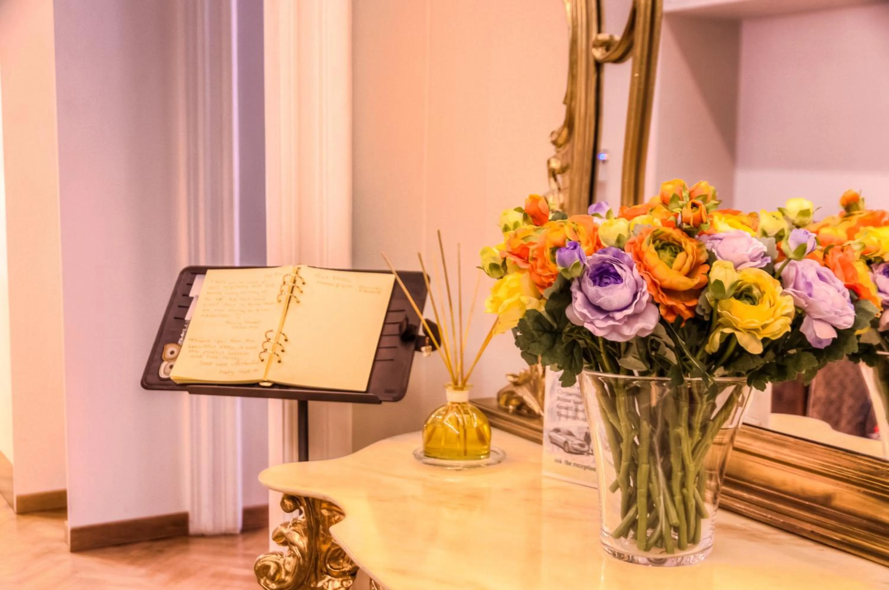 Decorative detail in Relais Calamatta