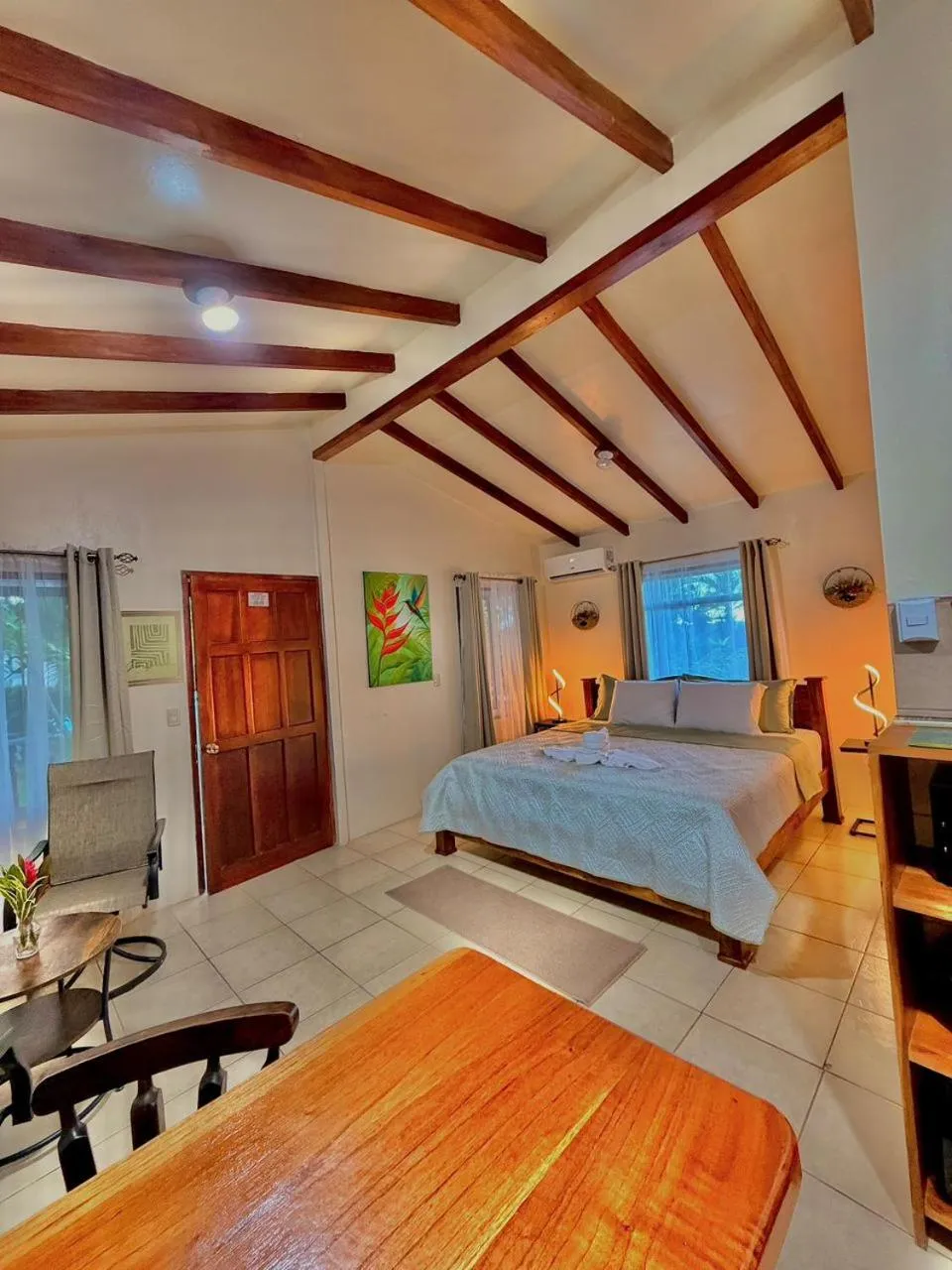 Bed in Loma Real Hot Springs Bed & Breakfast