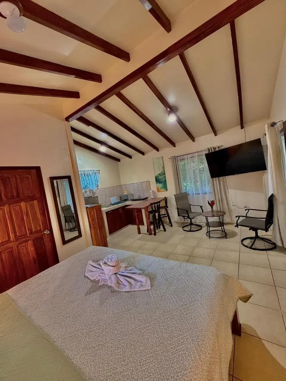 Economy Double Room in Loma Real Hot Springs Bed & Breakfast Economy Double Room in Loma Real Hot Springs Bed & Breakfast