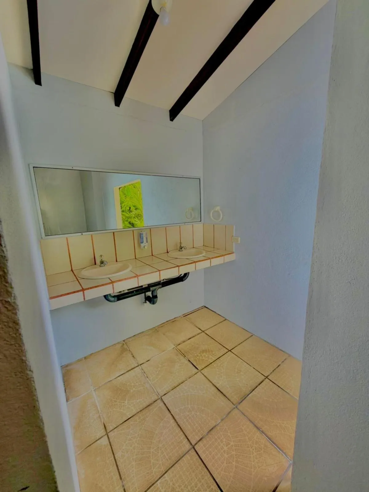 Loma Real Hot Springs Bed & Breakfast