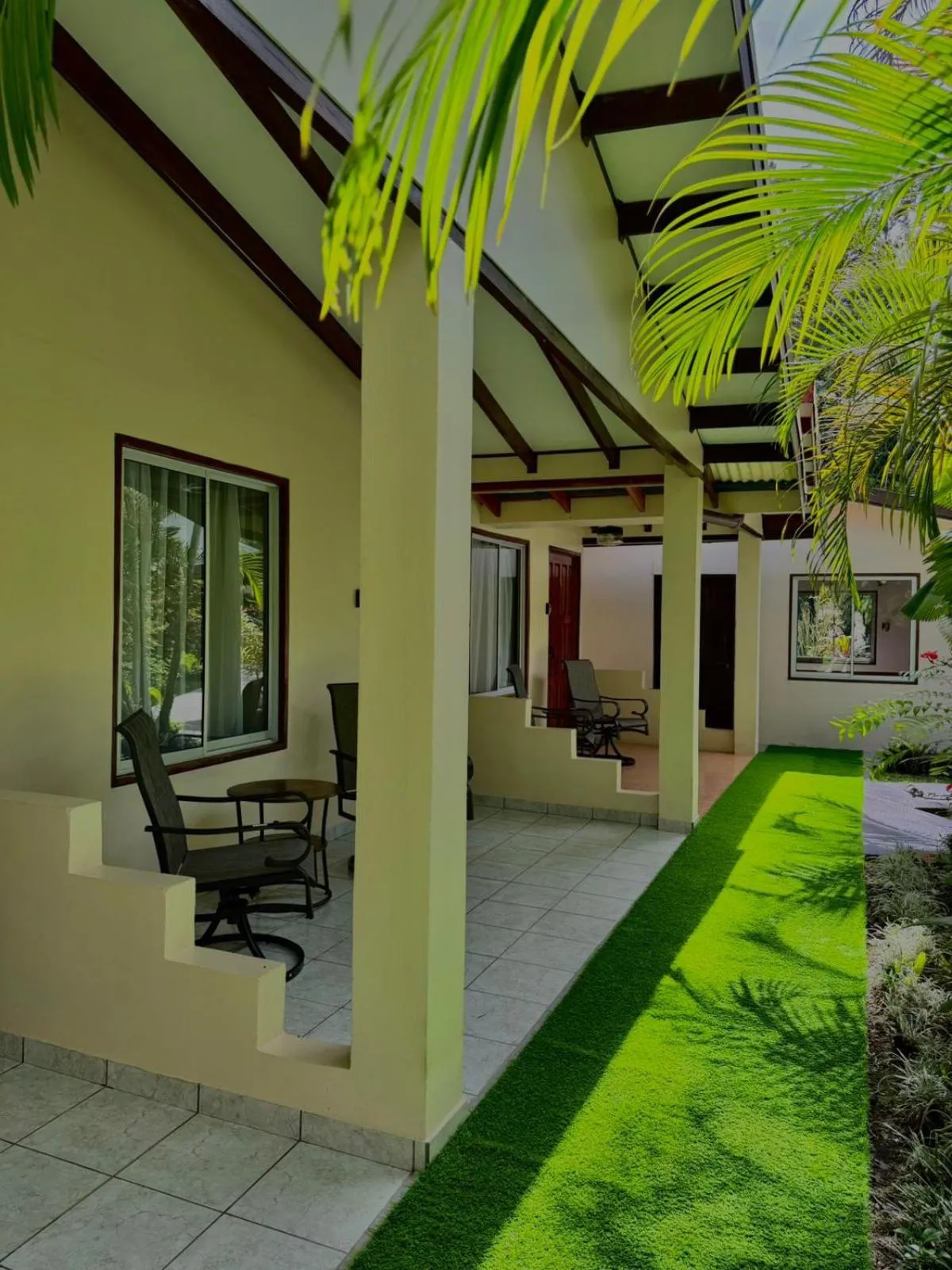 Loma Real Hot Springs Bed & Breakfast