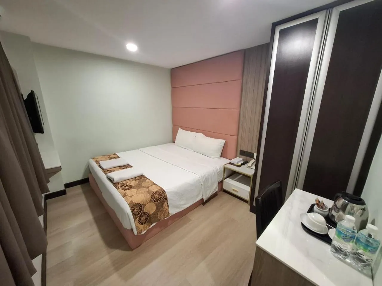 Bed in The Corum View Hotel