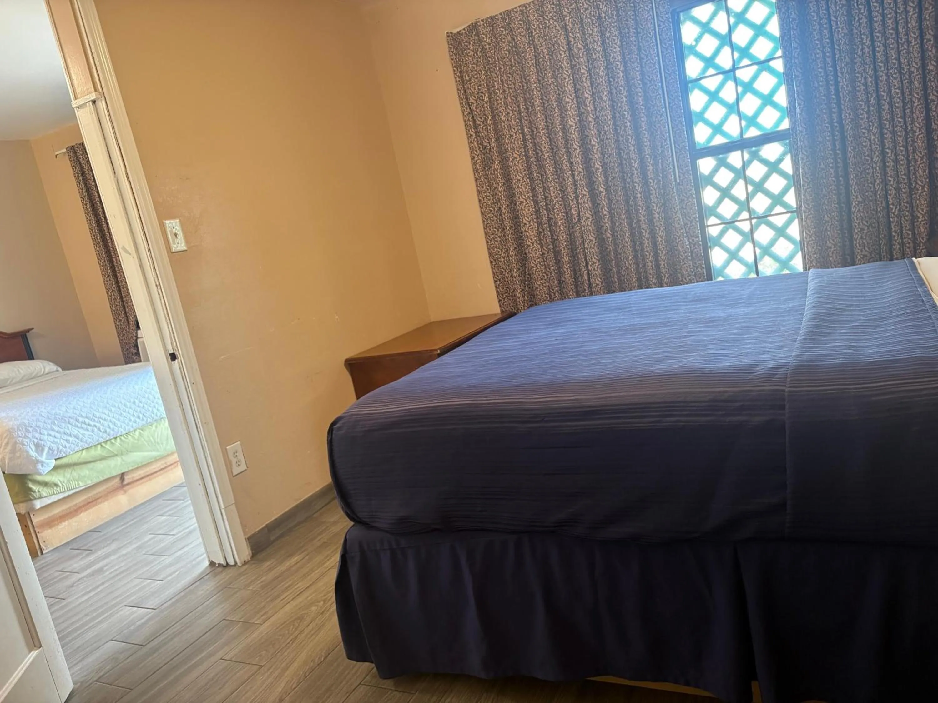 Bedroom, Bed in SE'Air Motel By Townhouse Corpus Christi - Padre Island Tx