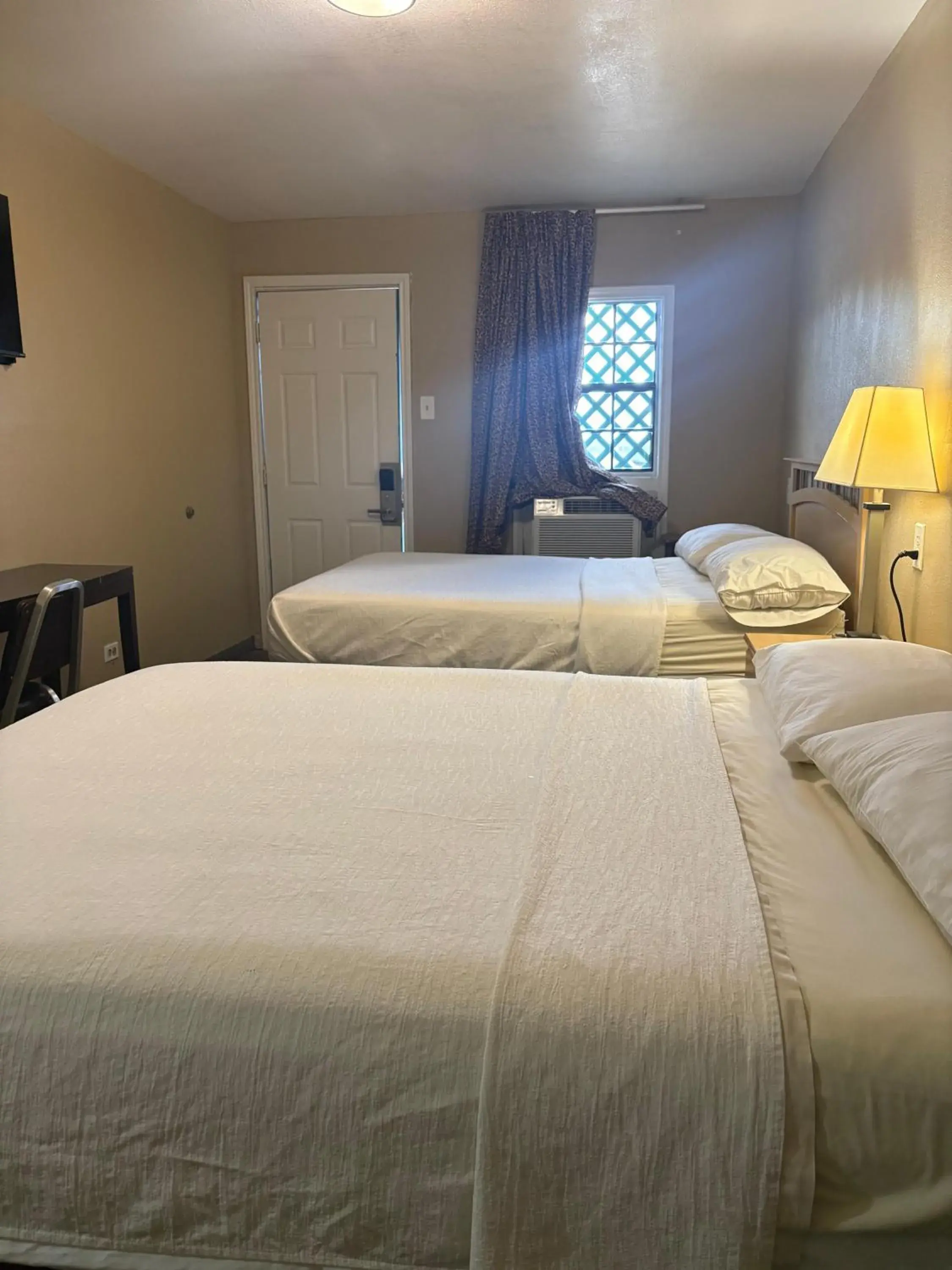 2 Queen Beds Non-Smoking in SE'Air Motel By Townhouse Corpus Christi - Padre Island Tx 2 Queen Beds Non-Smoking in SE'Air Motel By Townhouse Corpus Christi - Padre Island Tx