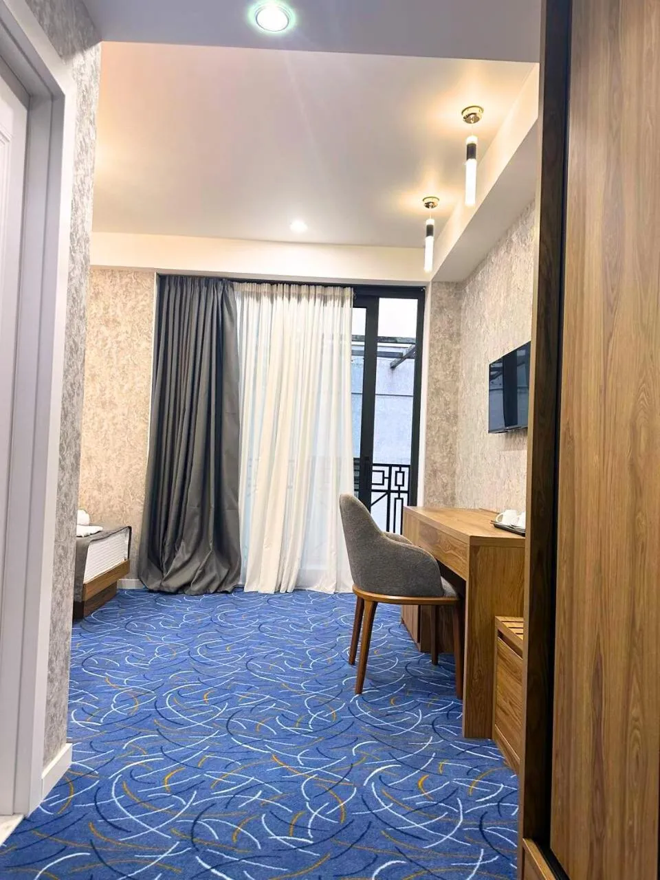 Twin Room in BRB Hotel