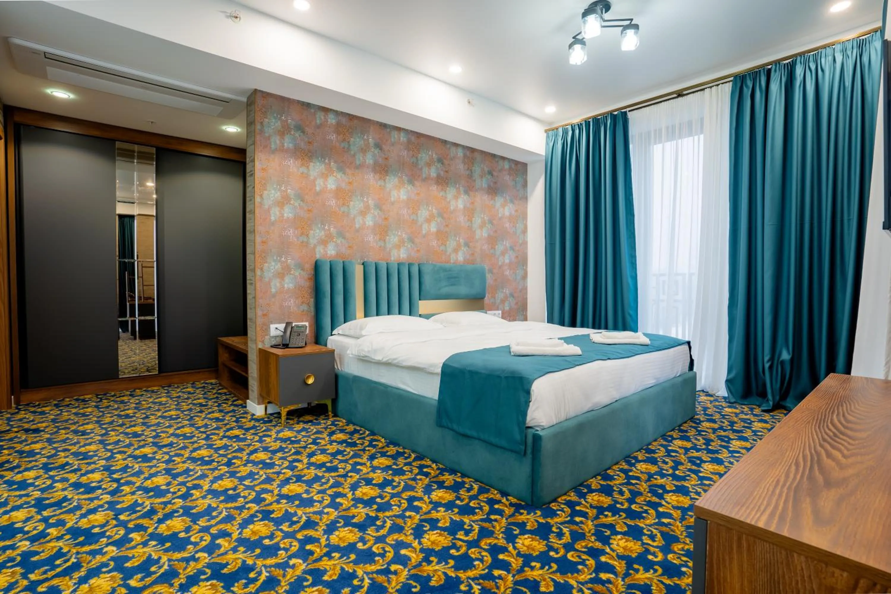Deluxe Suite in BRB Hotel