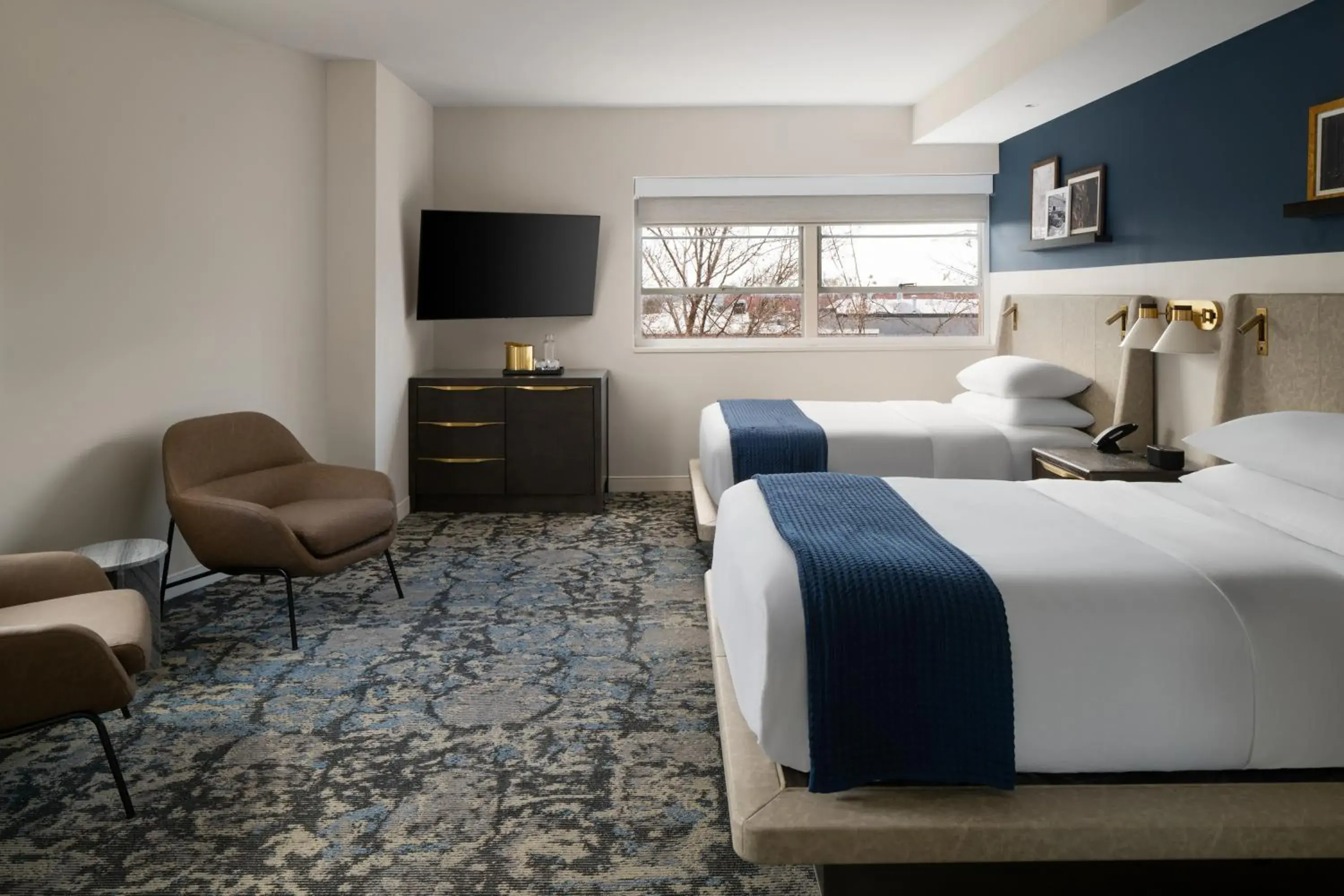 Superior Queen Room in The Lantern Hotel Columbia Superior Queen Room in The Lantern Hotel Columbia