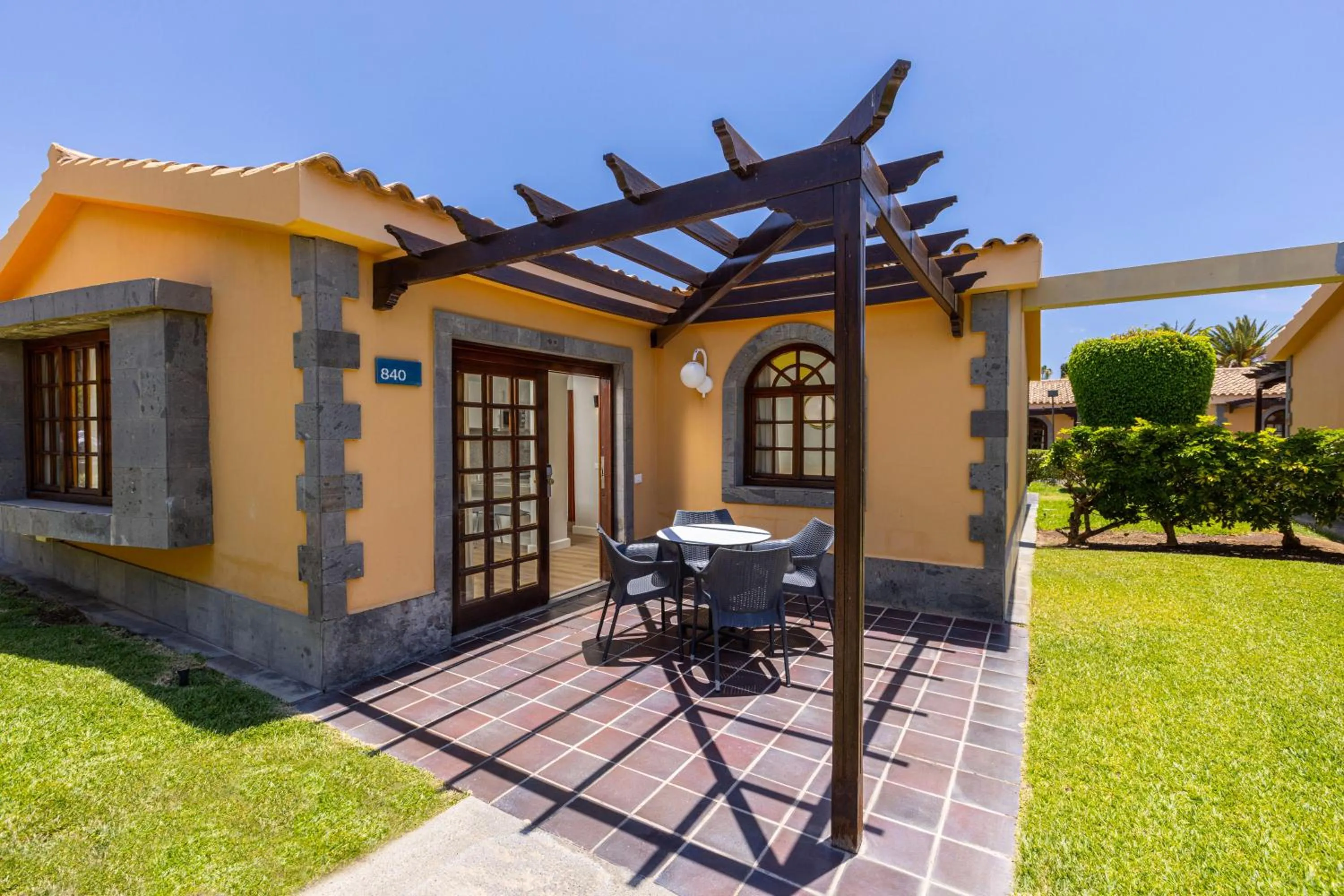 Photo of the whole room in Maspalomas Resort by Dunas