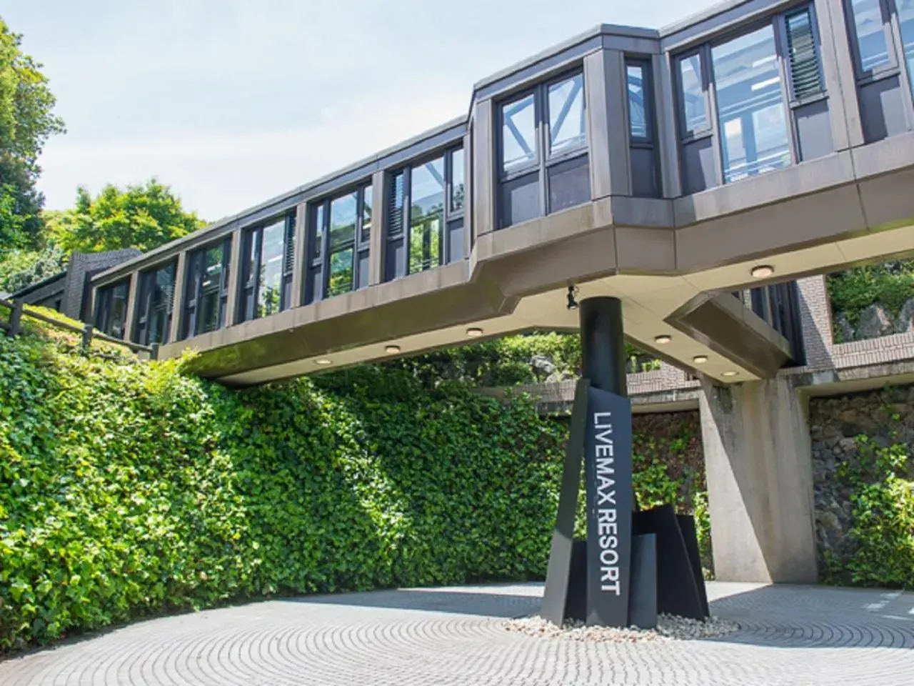 Facade/entrance in LiVEMAX RESORT Jogasaki Kaigan Facade/entrance in LiVEMAX RESORT Jogasaki Kaigan