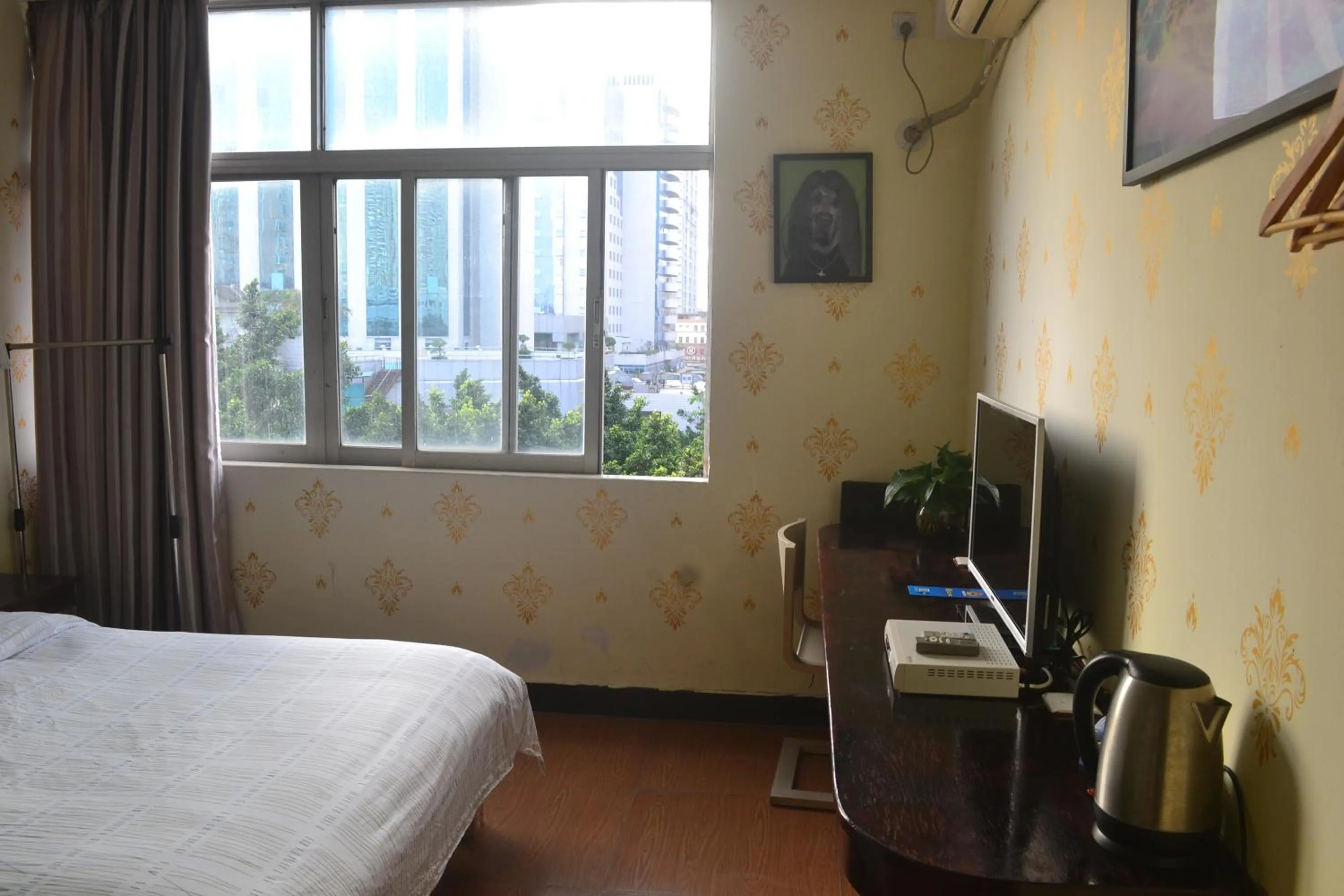 Decorative detail, Bed in Notting Hill Hostel