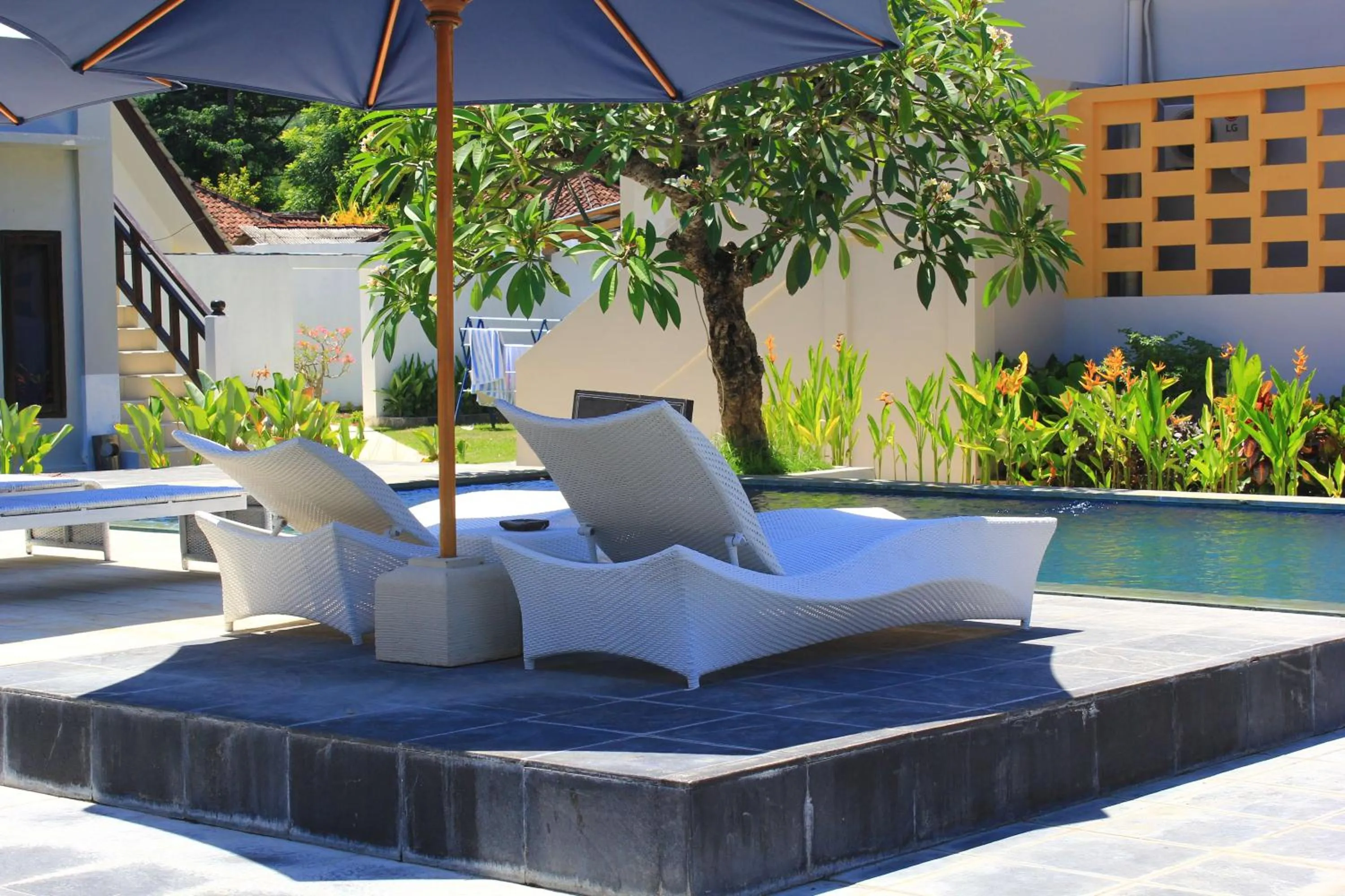 Patio in JM Hotel Kuta Lombok