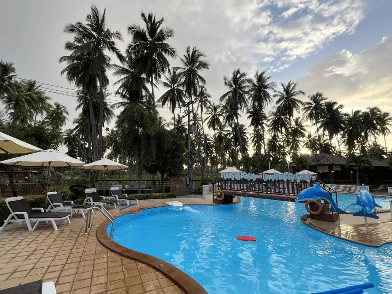 Swimming pool in Ban Krut Resort