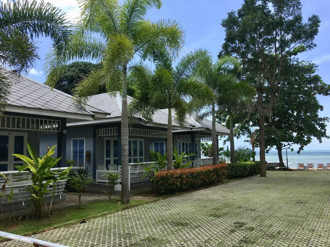 Property building in Ban Krut Resort Property building in Ban Krut Resort