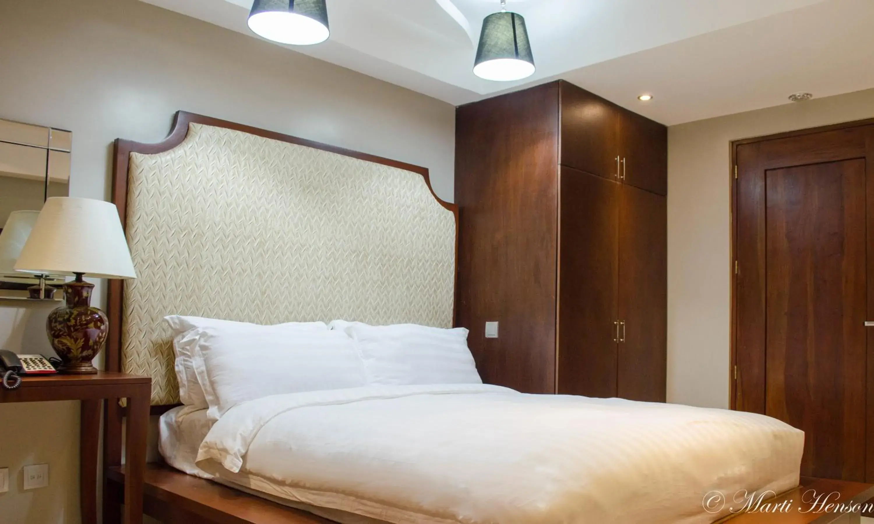 Balcony Suite in Ritz Hotel Angeles Balcony Suite in Ritz Hotel Angeles