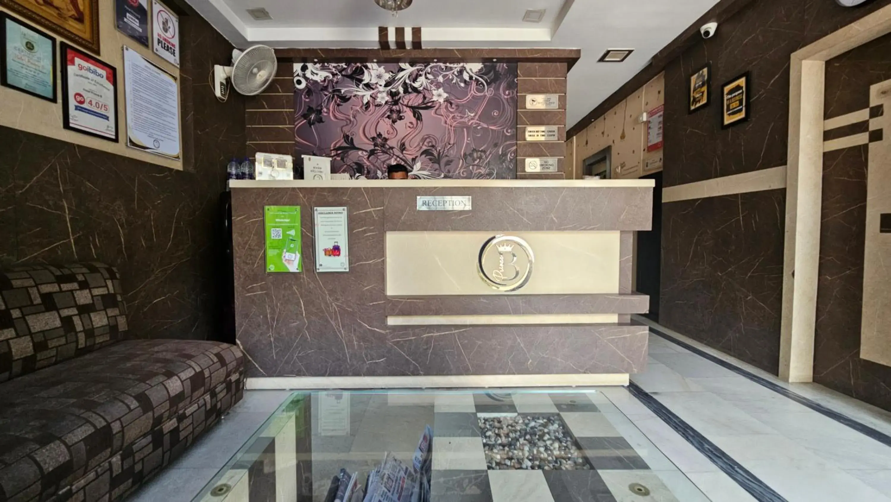 Lobby or reception in Hotel Prince B Lobby or reception in Hotel Prince B