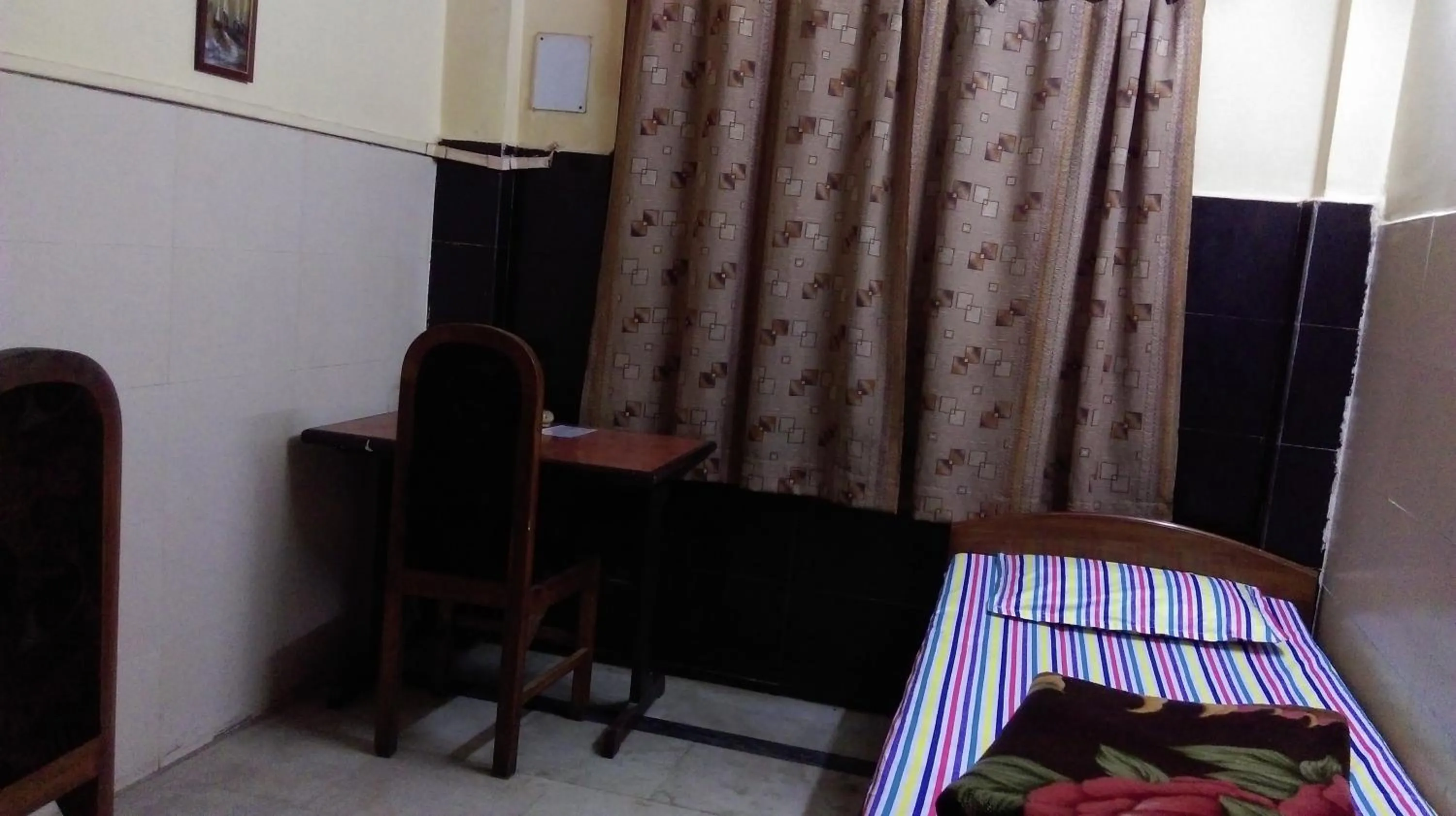 Photo of the whole room, Bed in Hotel Prince B