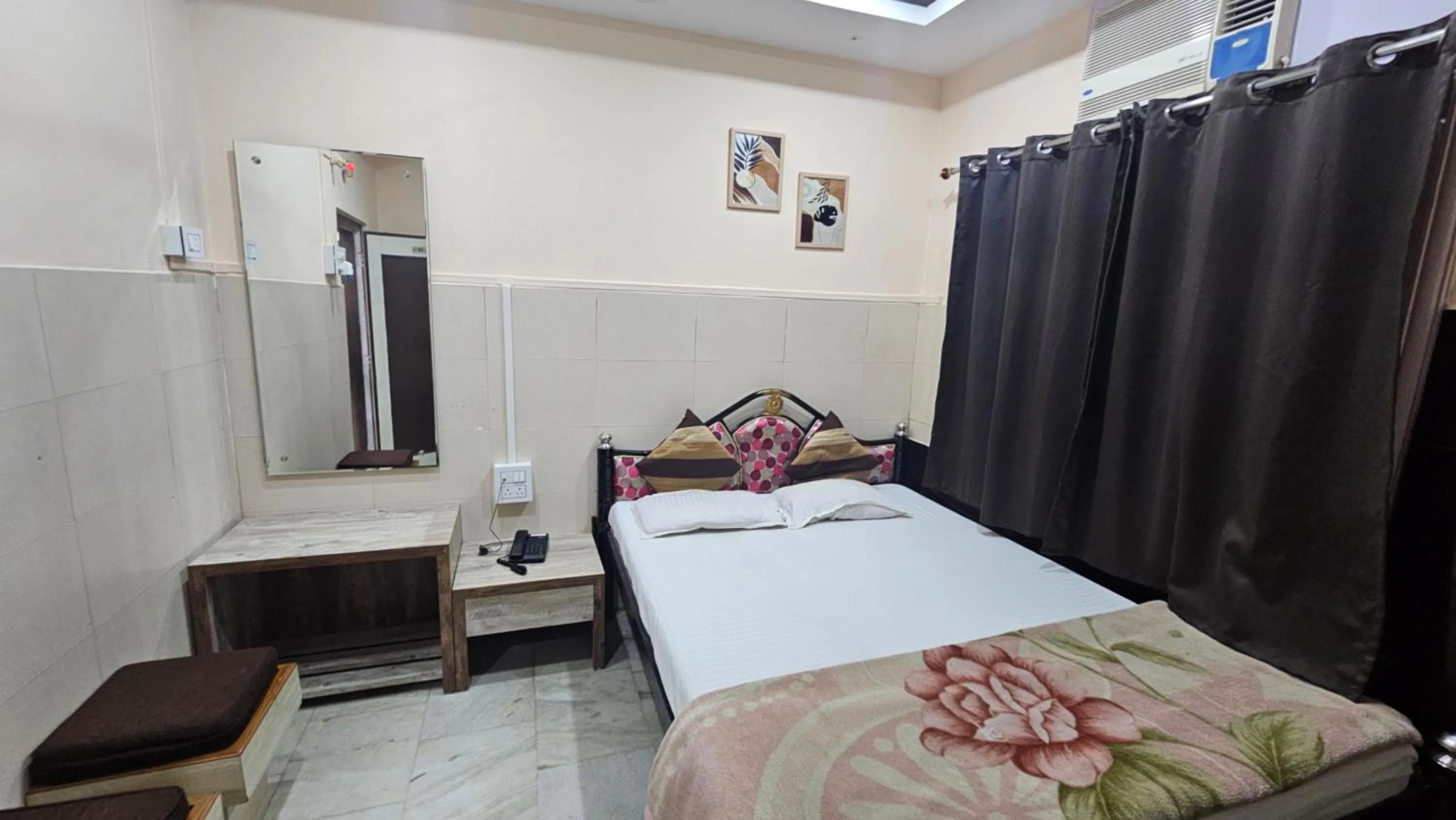 Bed in Hotel Prince B