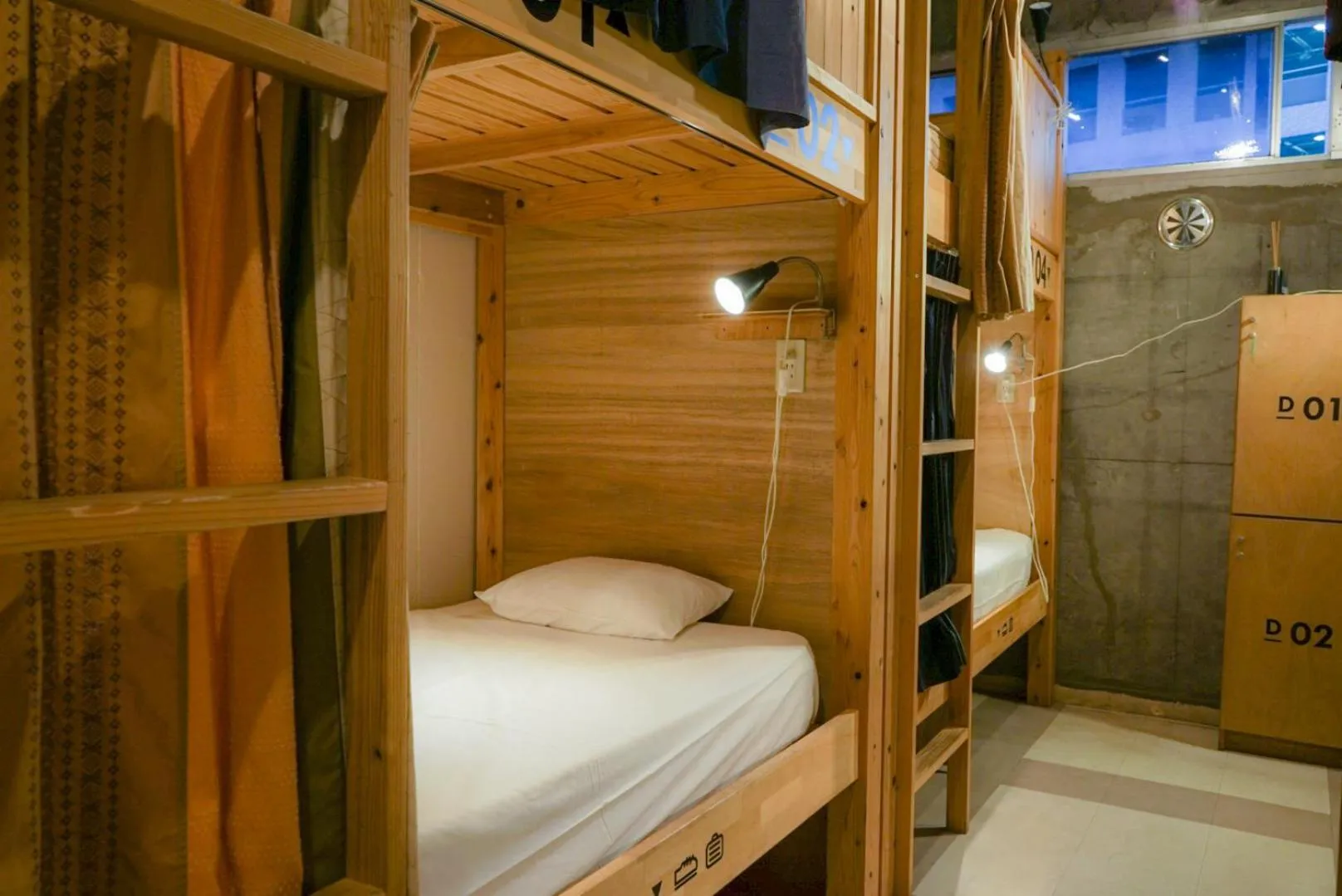 Photo of the whole room, Bed in Hostel TangaTable