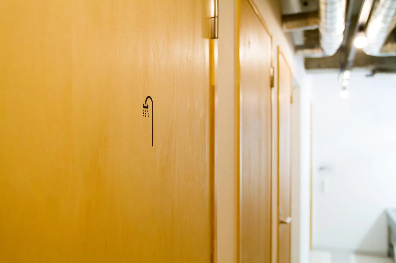 Shower in Hostel TangaTable