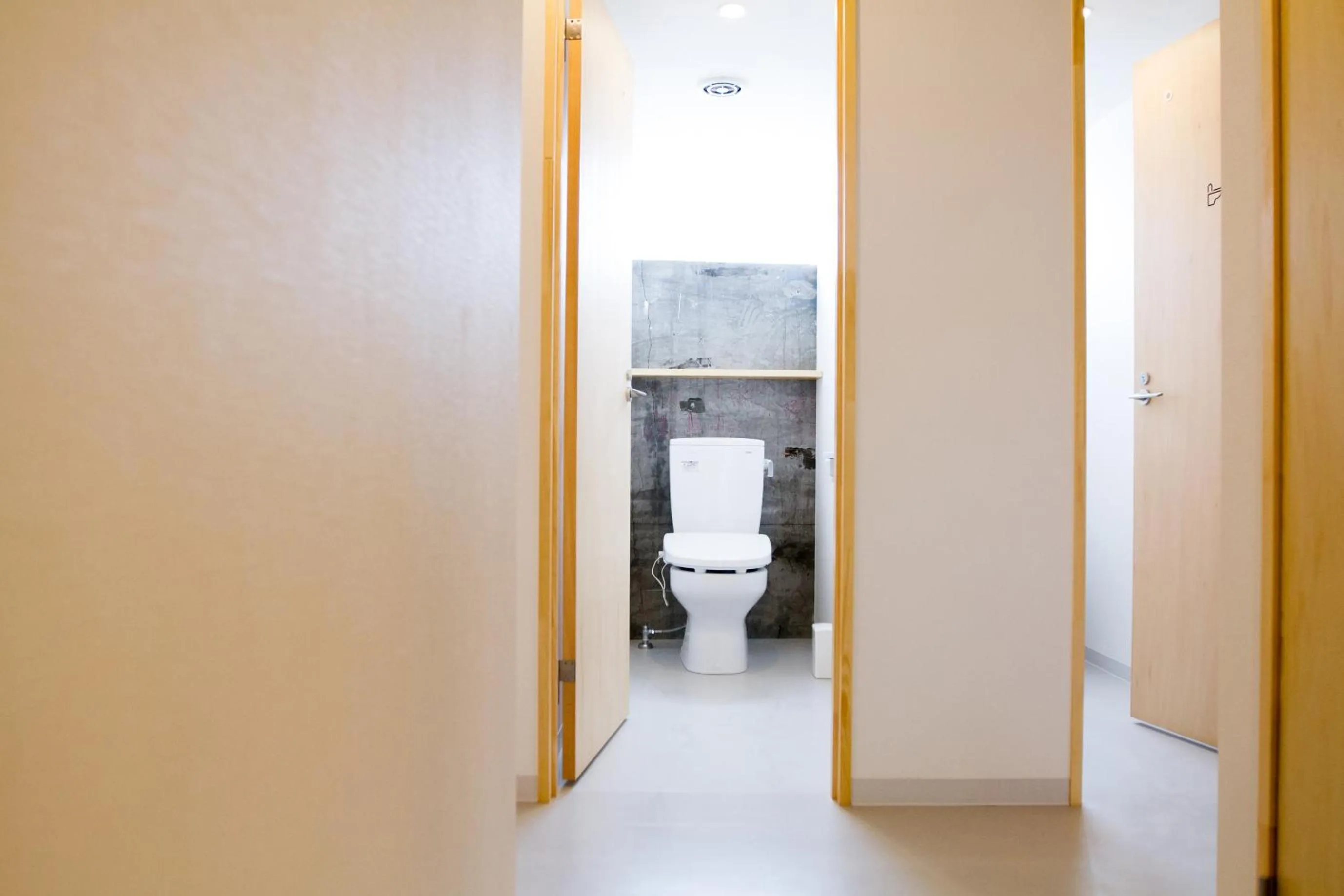 Toilet in Hostel TangaTable