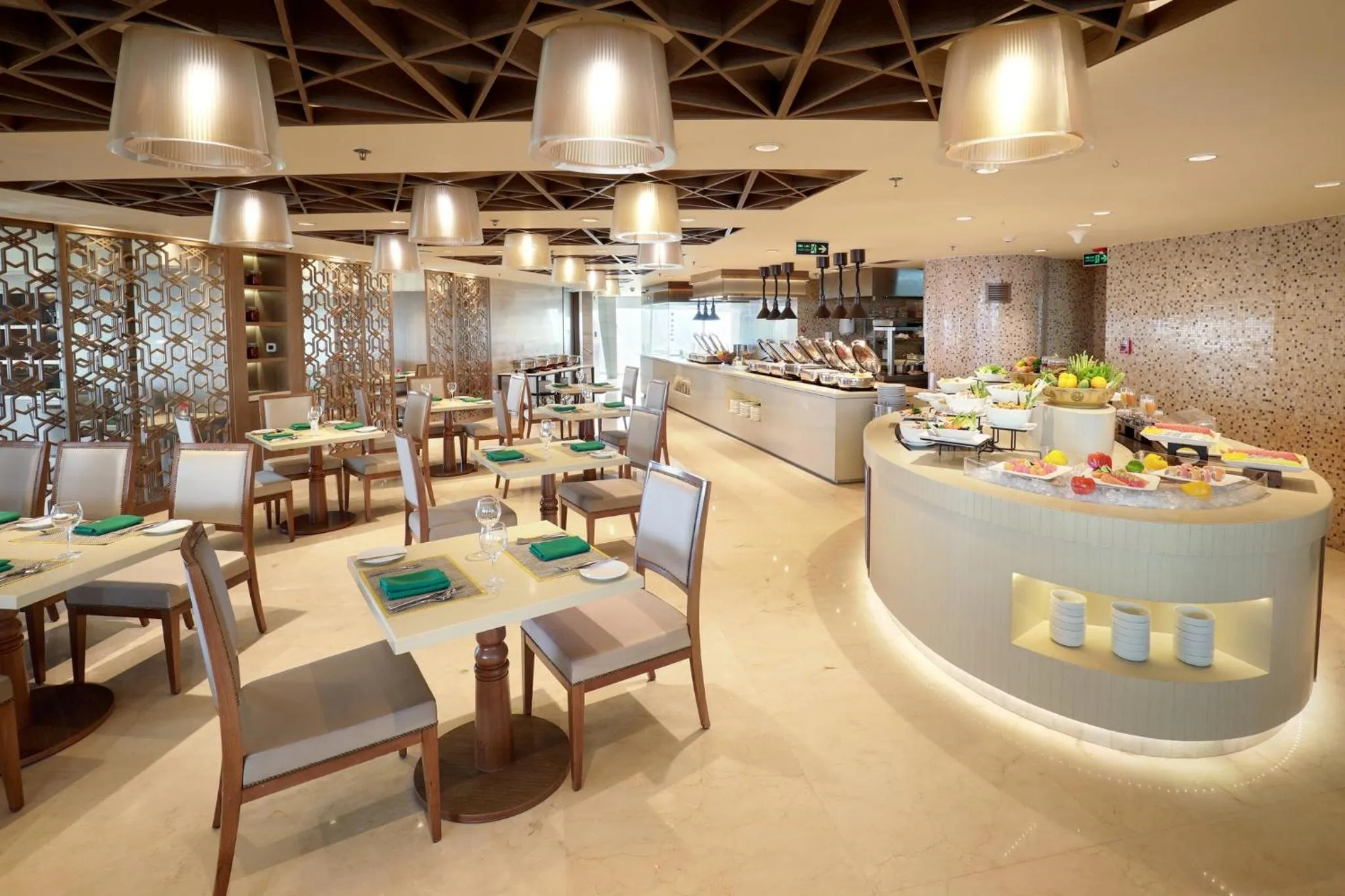 Restaurant/places to eat in Crowne Plaza Dhaka Gulshan by IHG