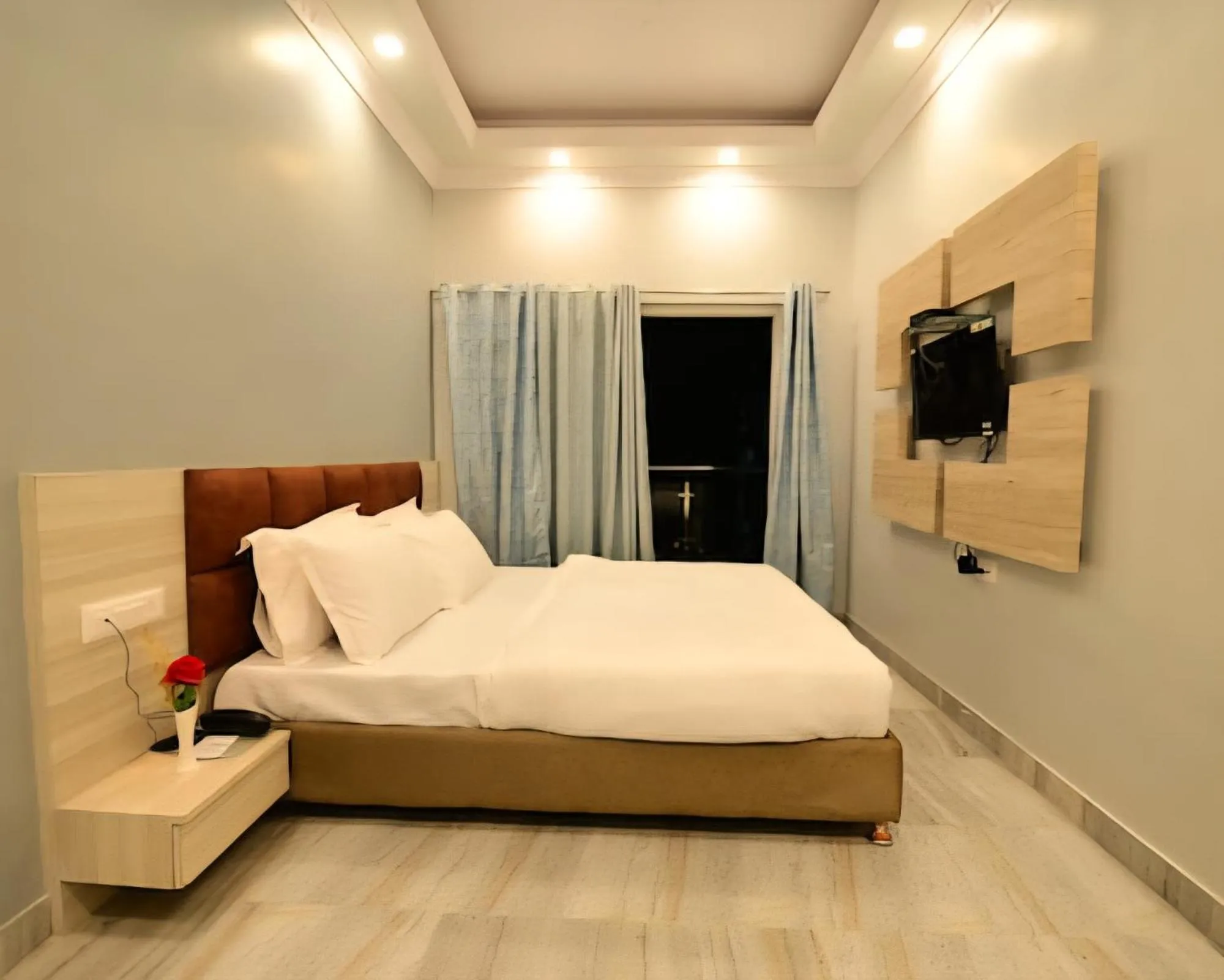 Bed in Hotel The Lake Castle, Ranchi, Jharkhand