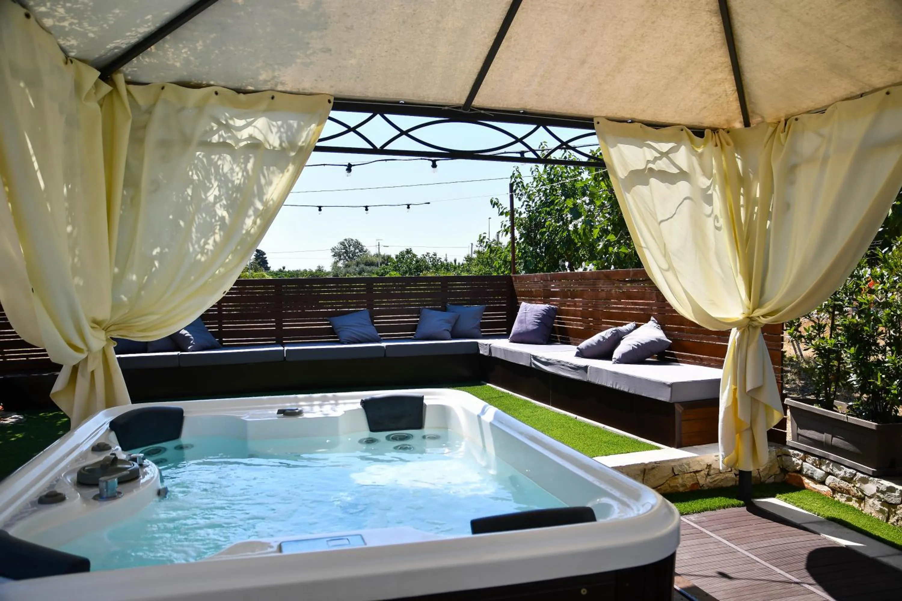 Patio in Trulli Donna Isabella