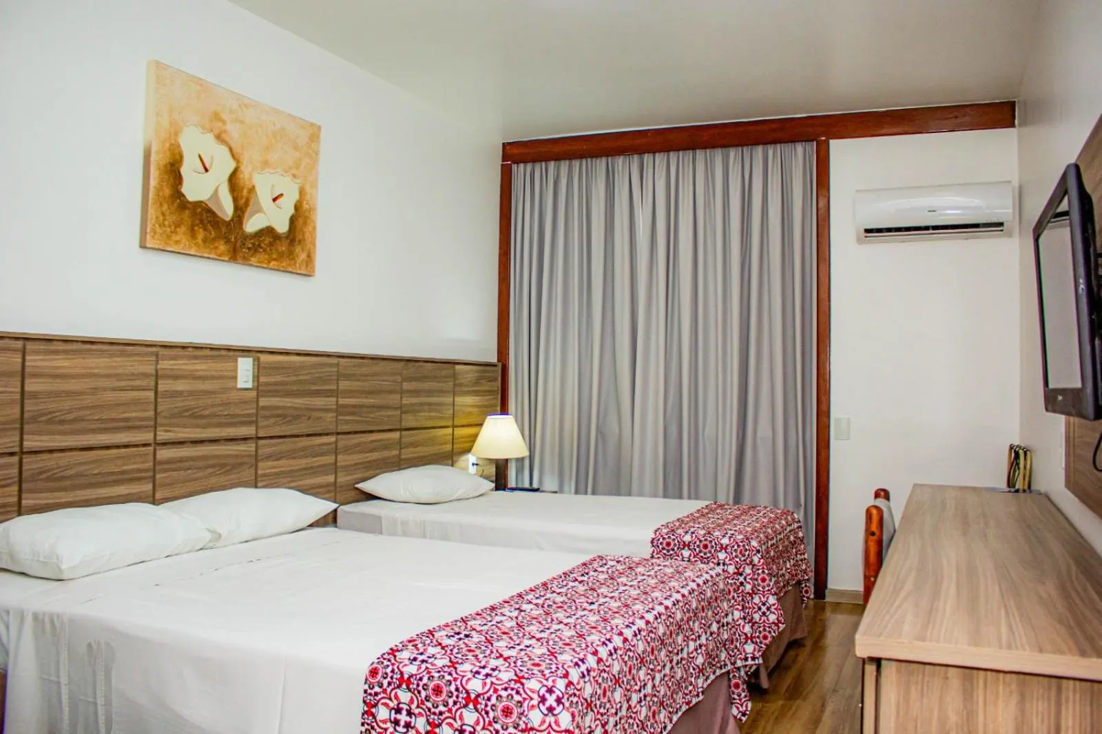 Photo of the whole room, Bed in Hotel Dan Inn Planalto São Paulo