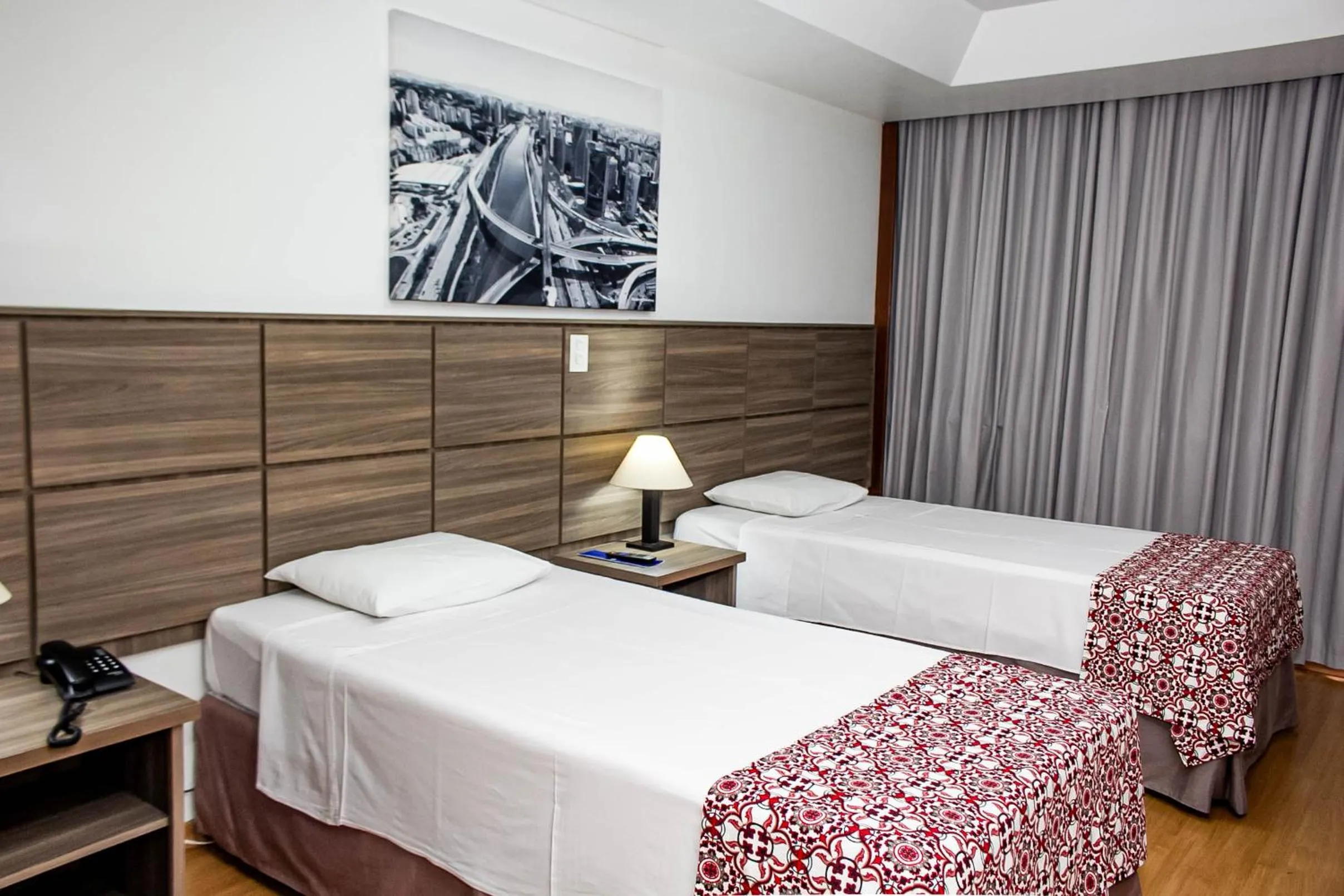 Photo of the whole room, Bed in Hotel Dan Inn Planalto São Paulo